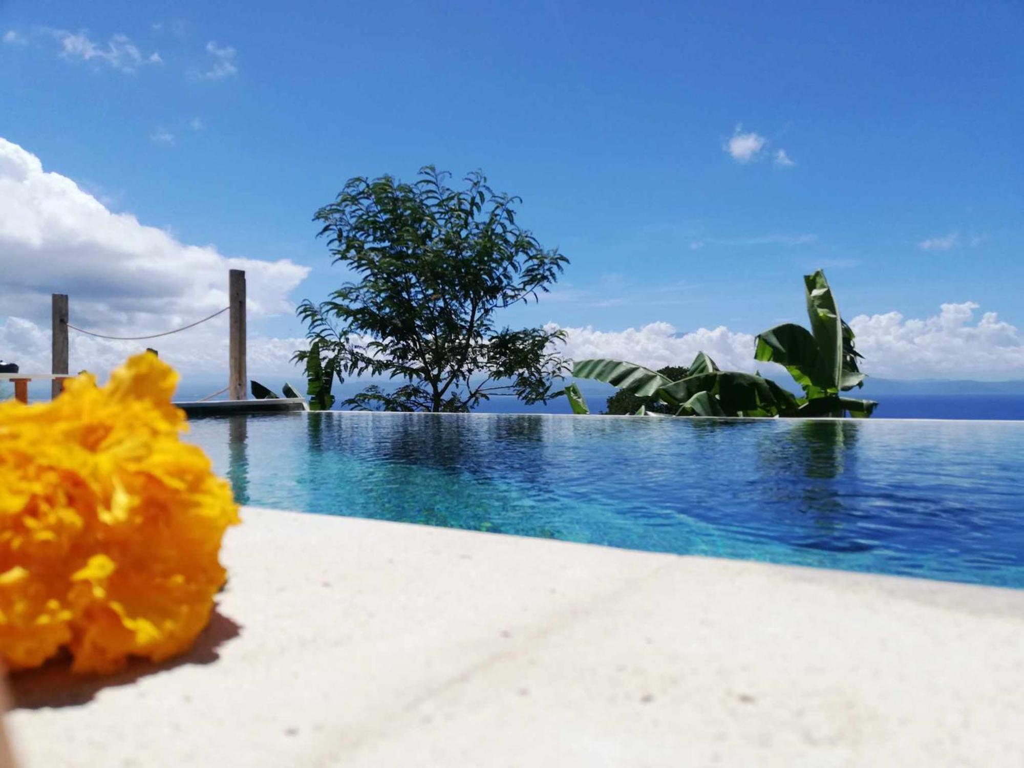 Eden Eco-villas With Private Pool - Adult Only Bed & Breakfast Batumadeg