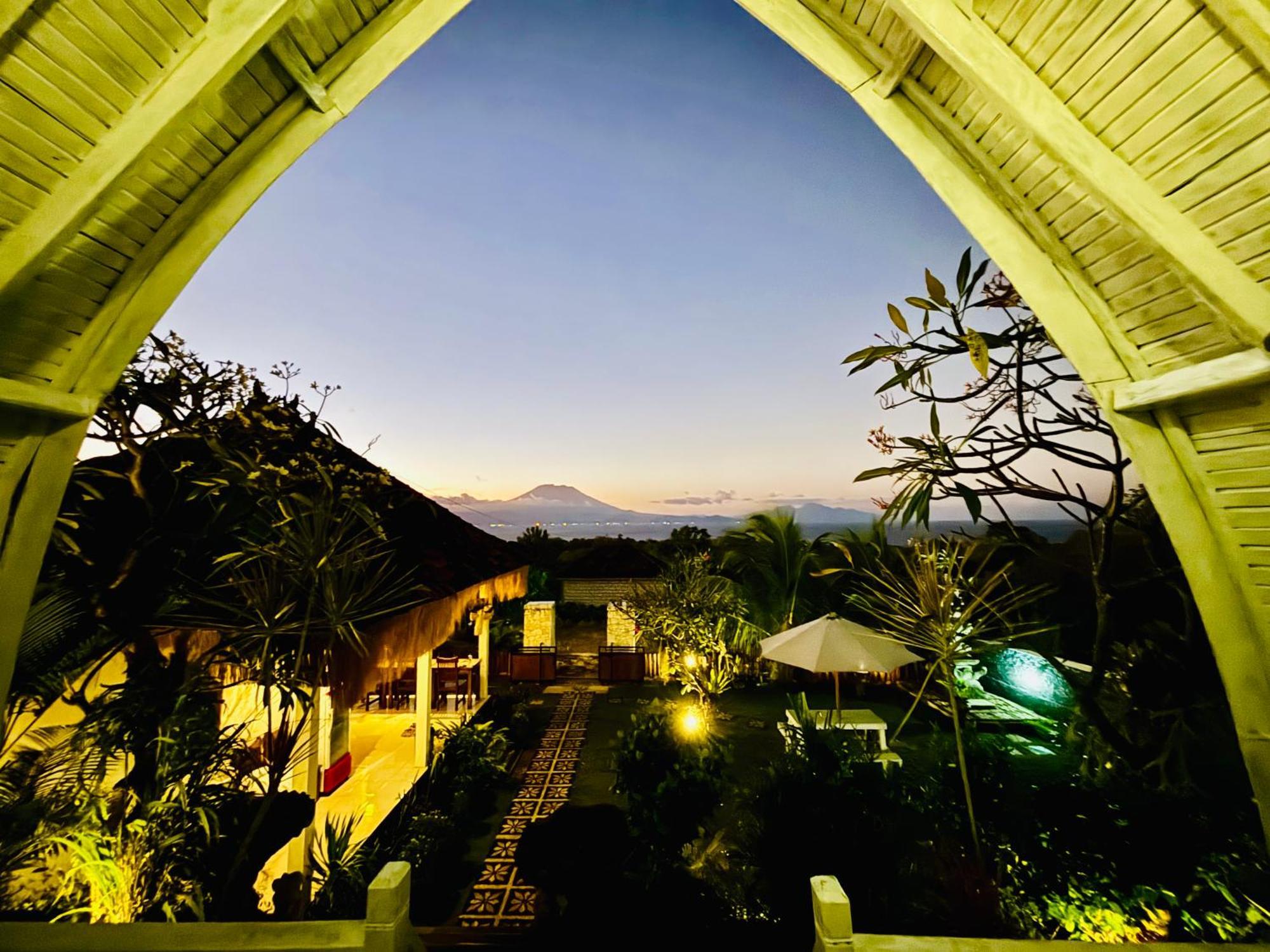 Hotra Hill Holiday park 2*