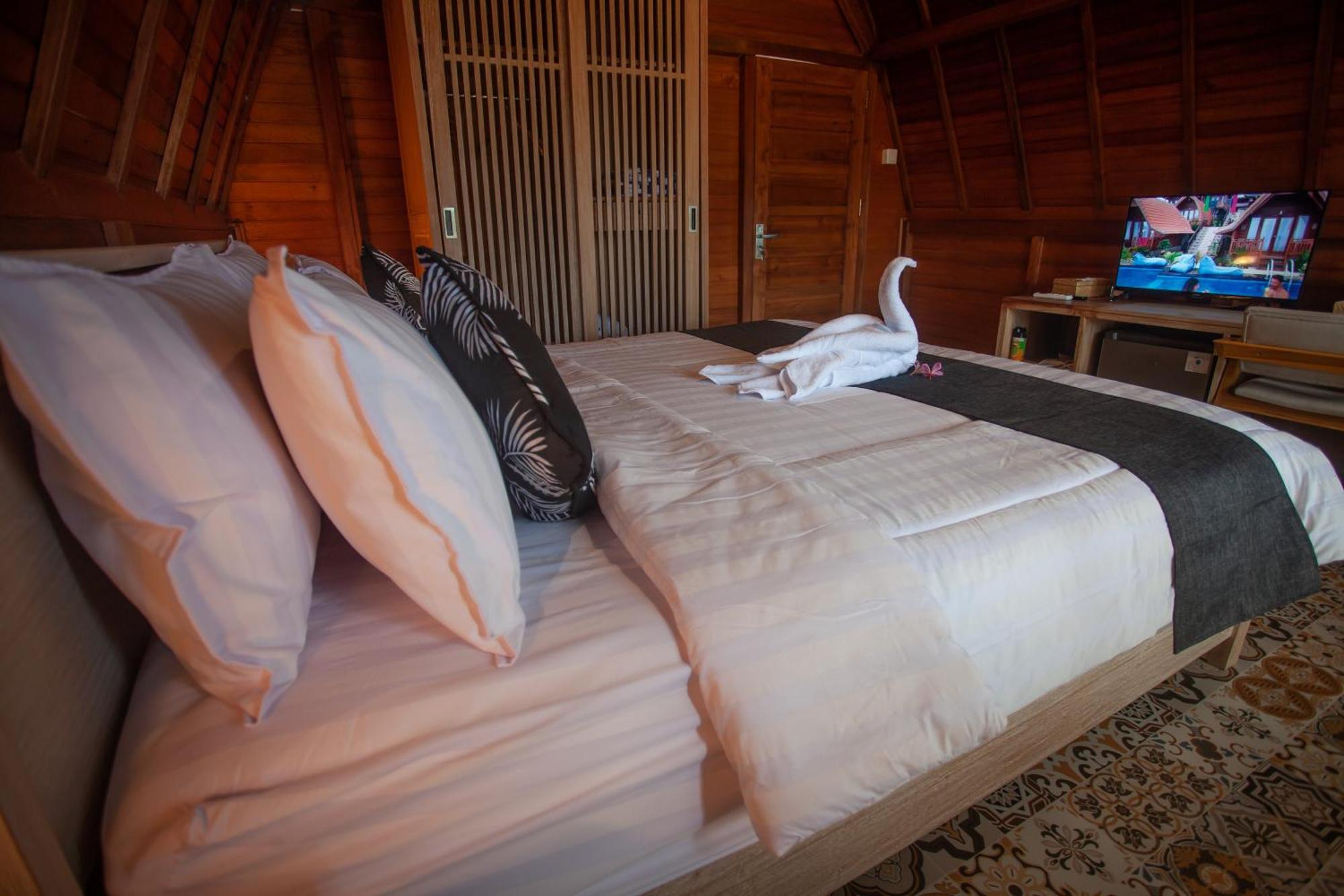 Plumeria Np Hotel