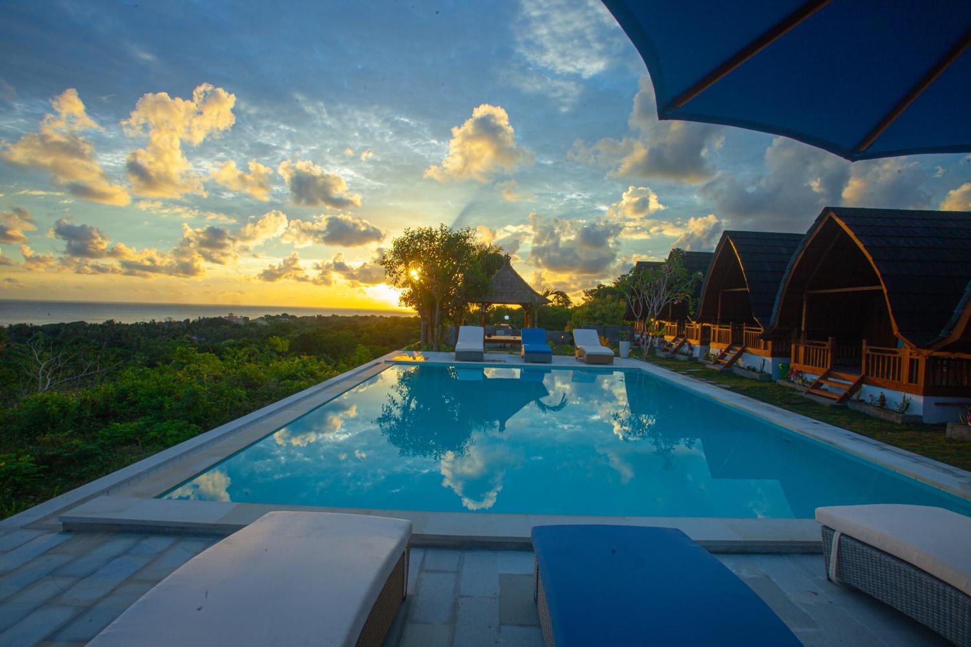 Plumeria Np Hotel Batununggul