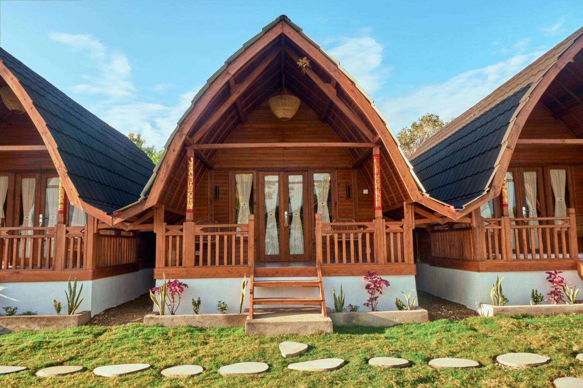 Plumeria Np Hotel