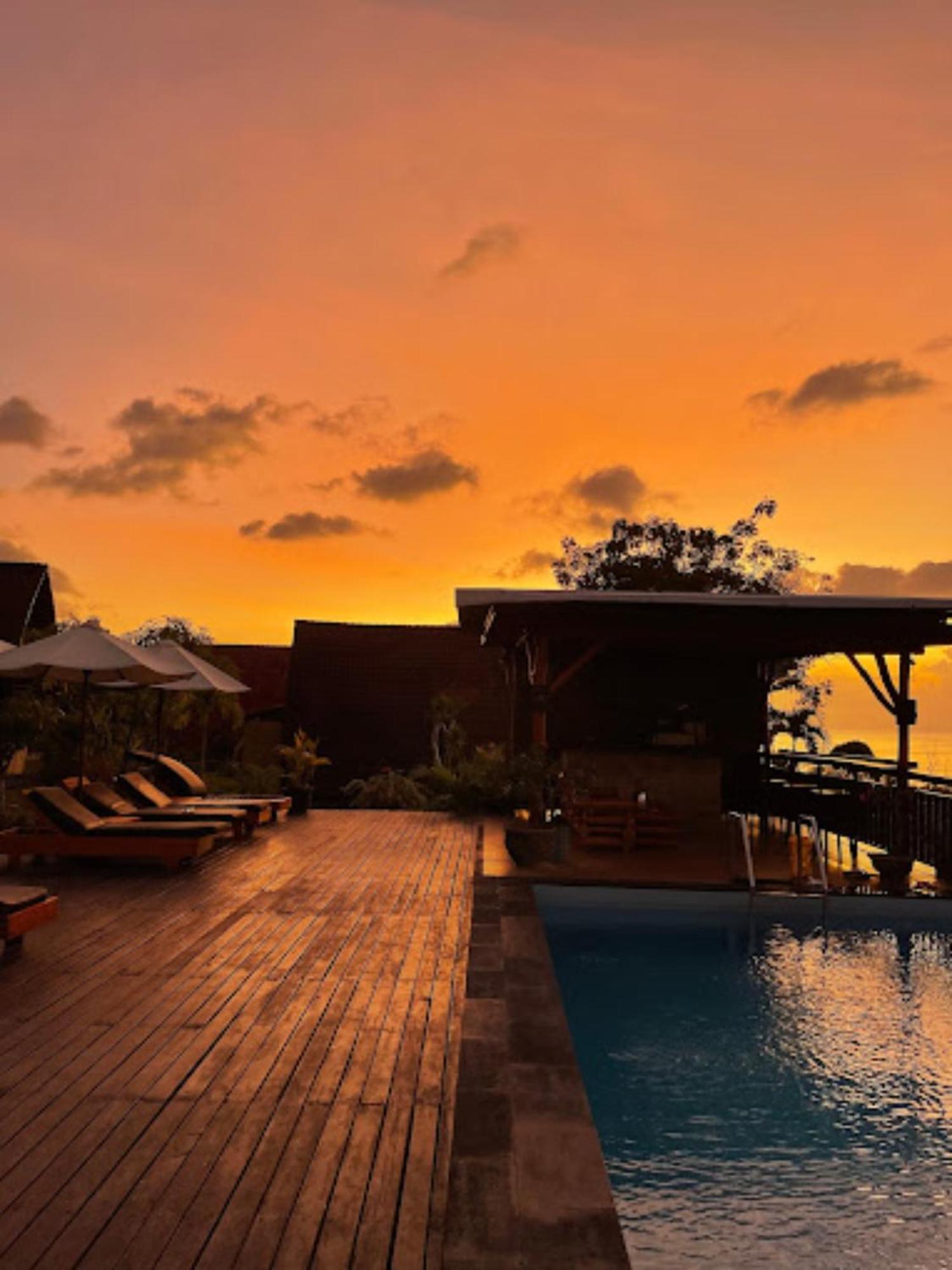 Bataran Garden 4*