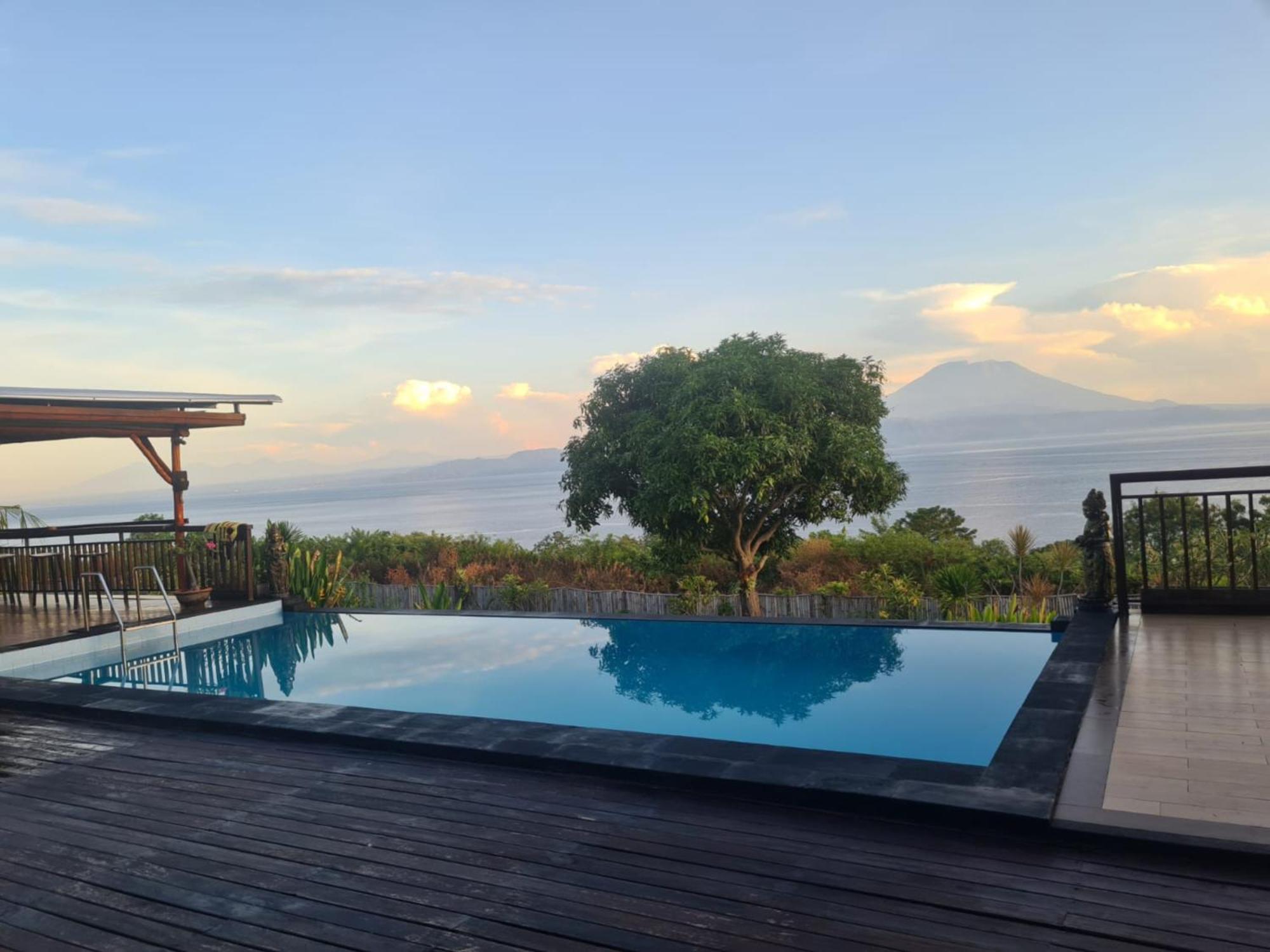 Bataran Garden Guest house 4*