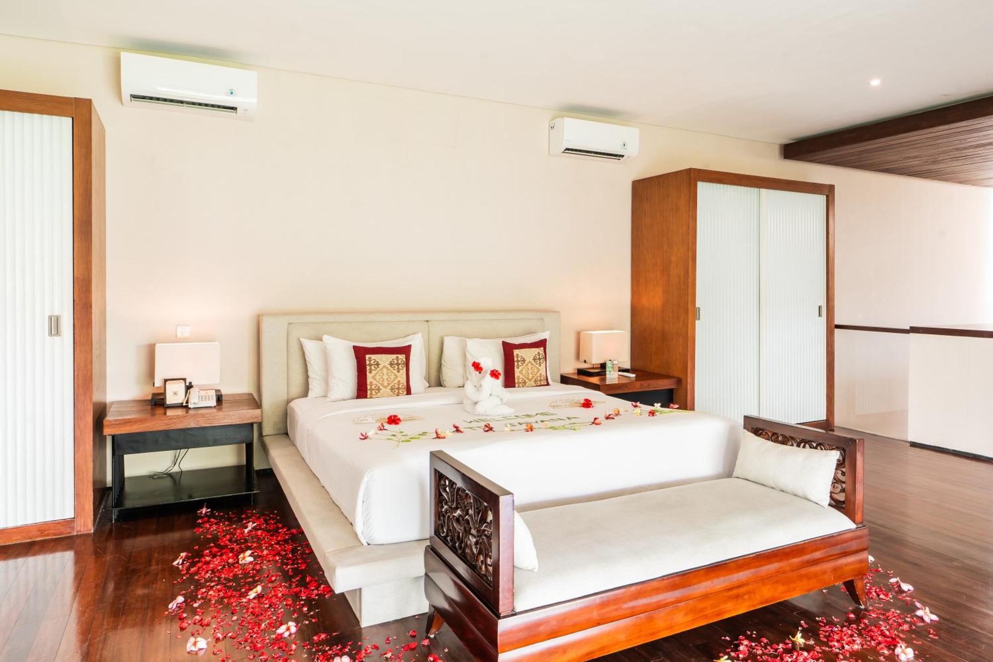Javana Royal Villa Seminyak (Bali)
