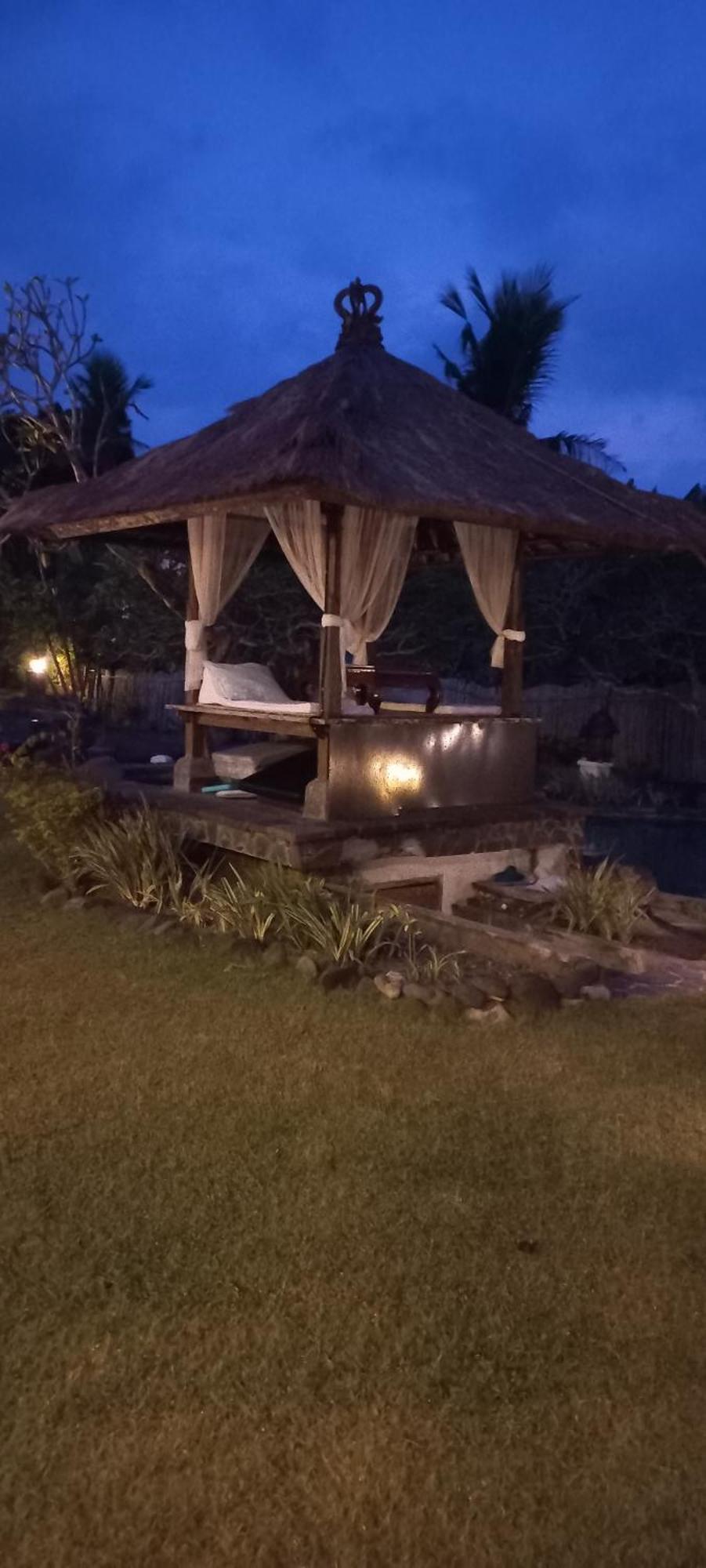 Abalone Holiday park 3*