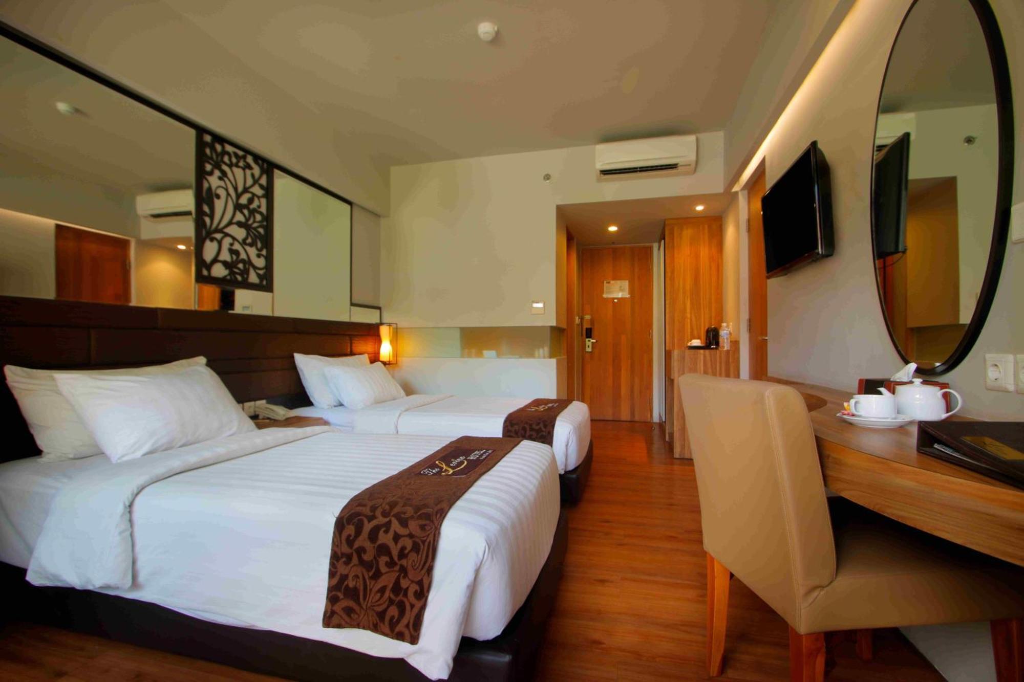 Hotel The Lerina Nusa Dua 4*