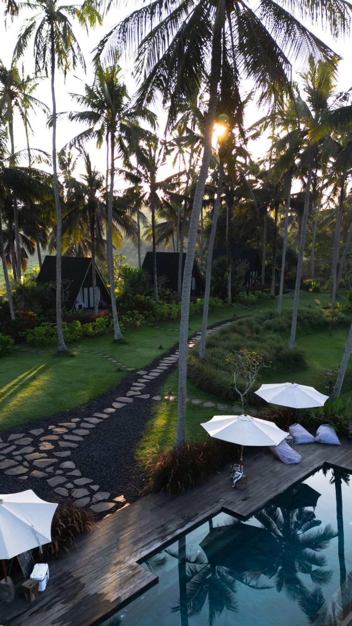 Desa Hotel Balian