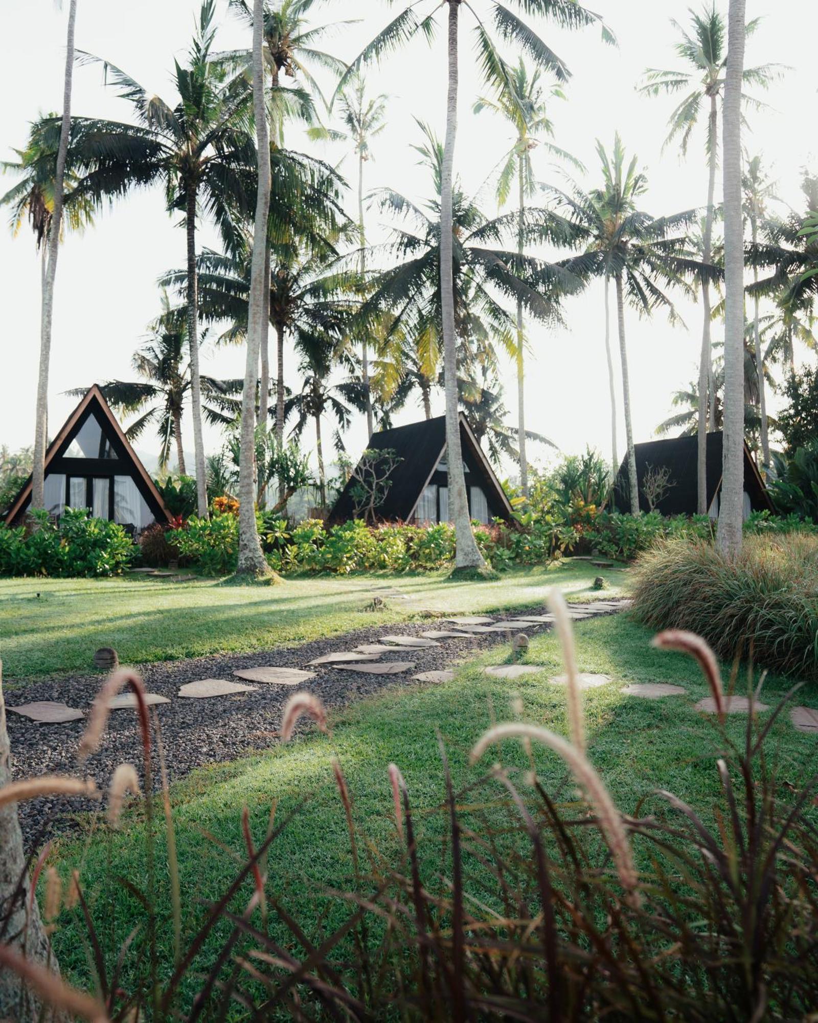 Desa Hotel *