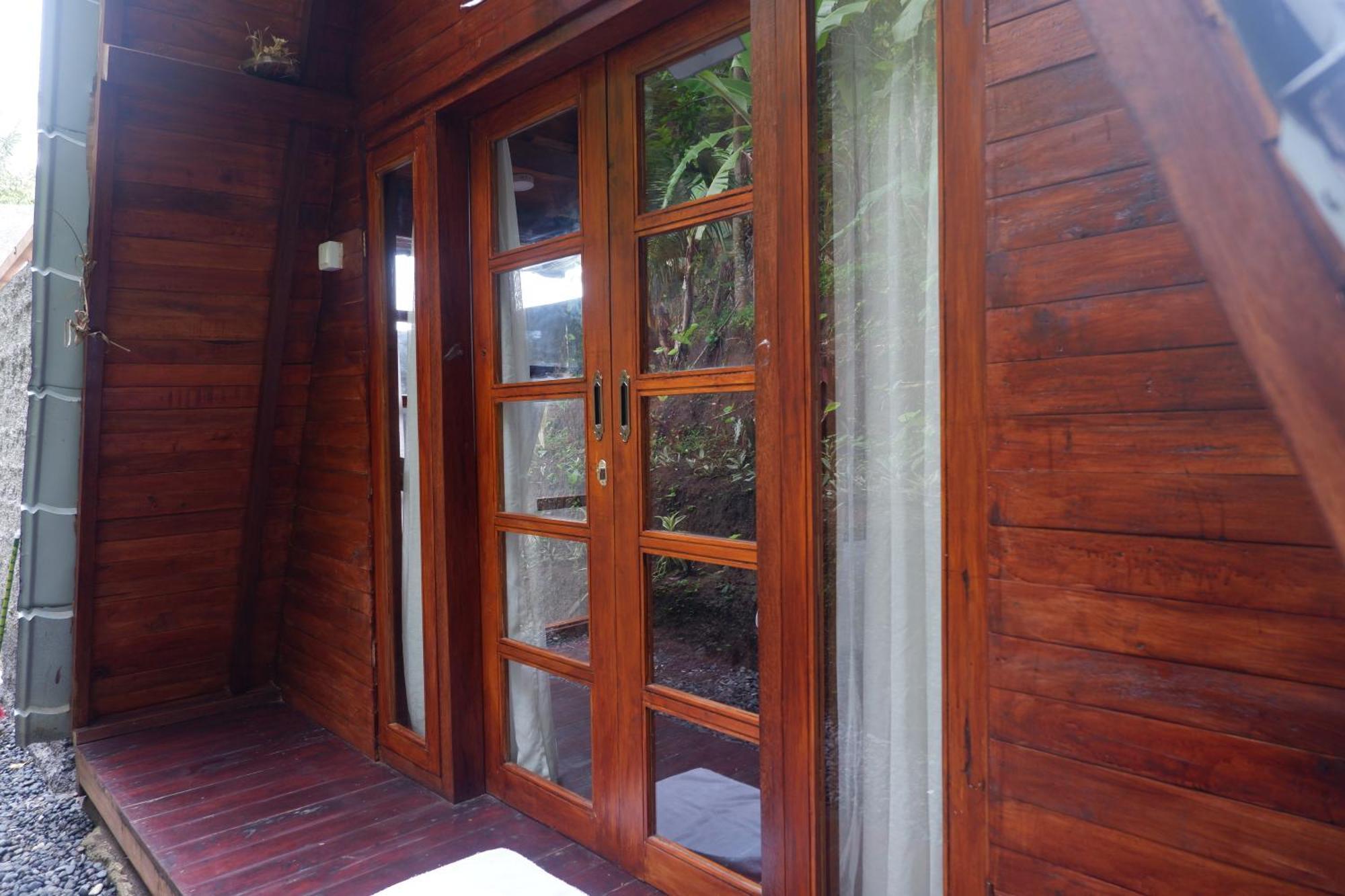 Lodge Medukuh Point Hill *