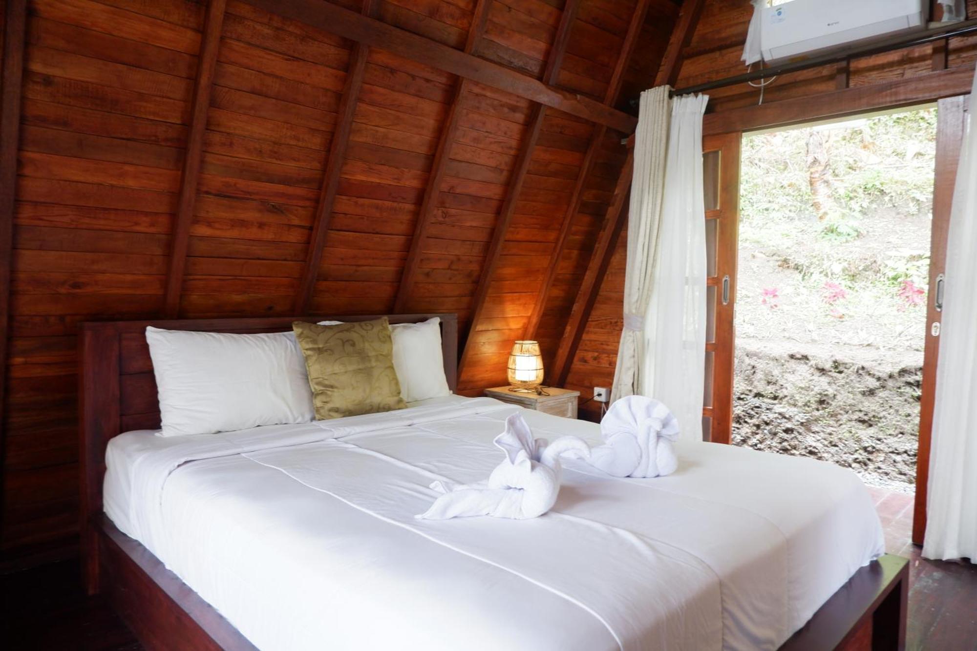 Lodge Medukuh Point Hill *