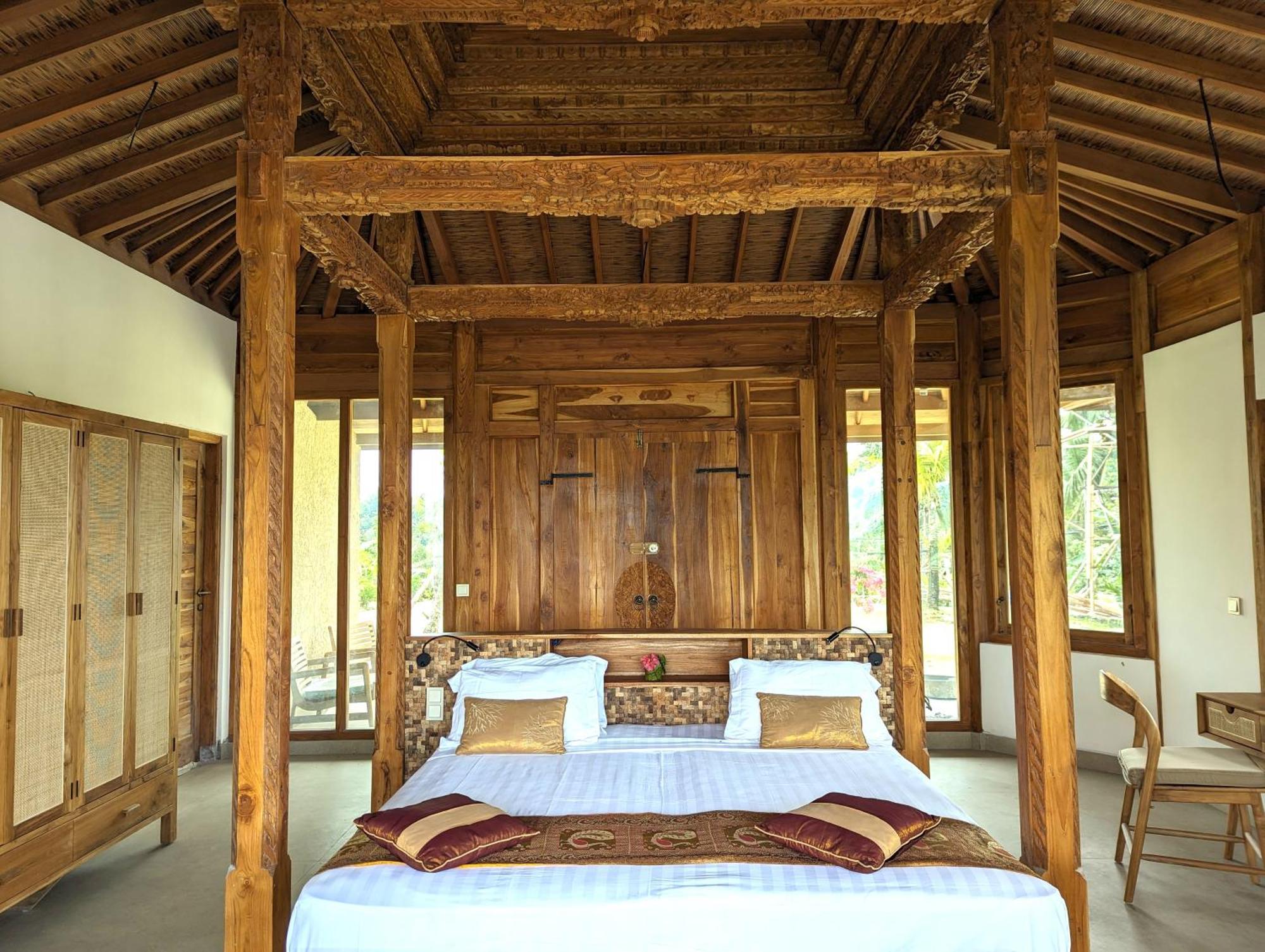 Puri Dajuma Terrace Eco & 4* Selemadeg (Bali)