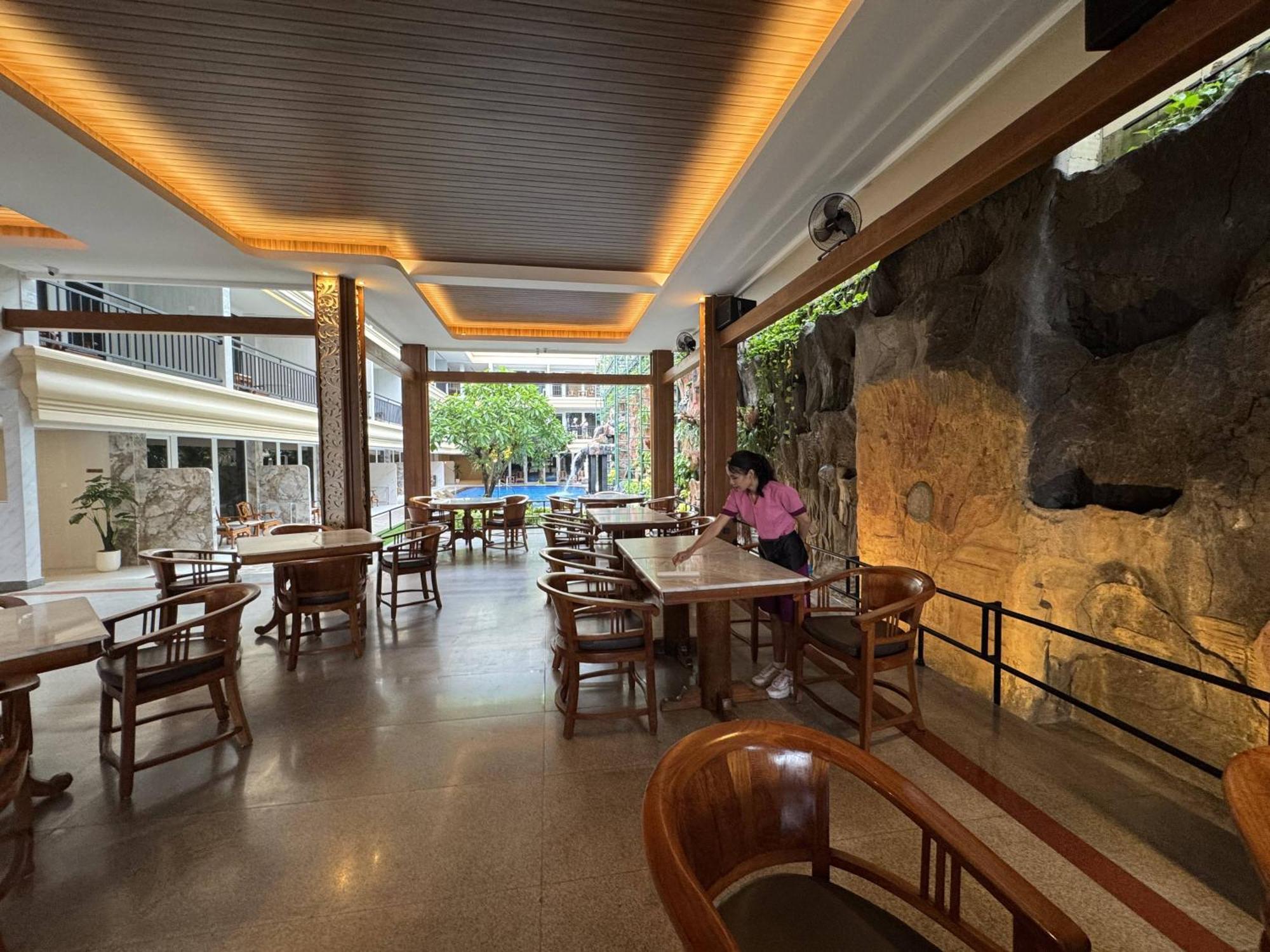 Green Garden Hotel 2*