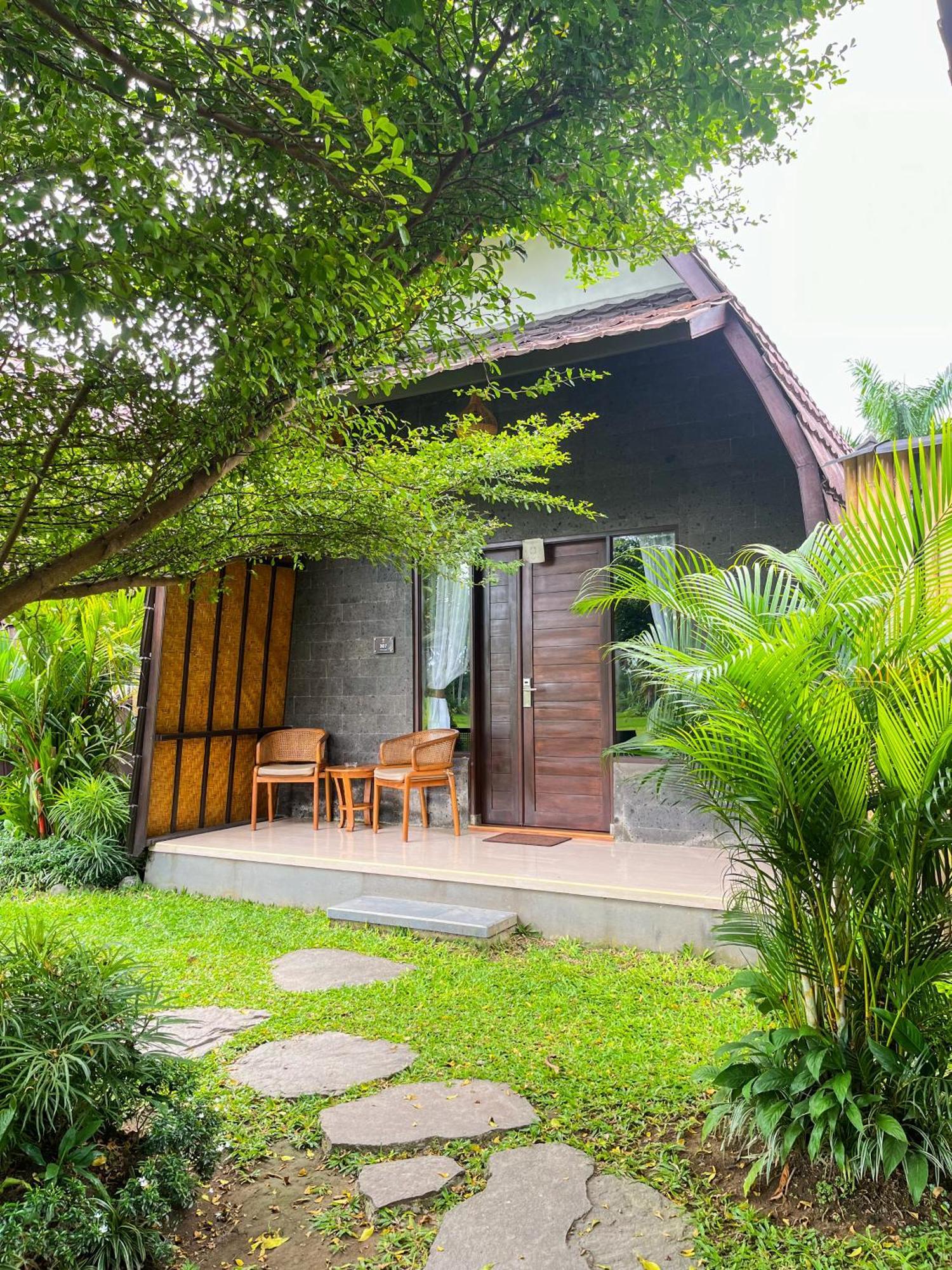 Adil & Taman liburan 4*
