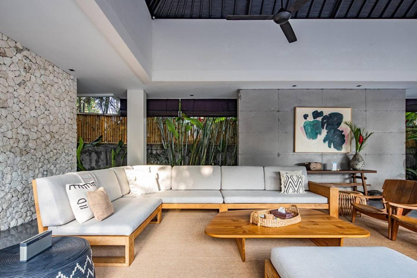 4 Bed, Sleep Up To 10, Chef, Butler, Cinema