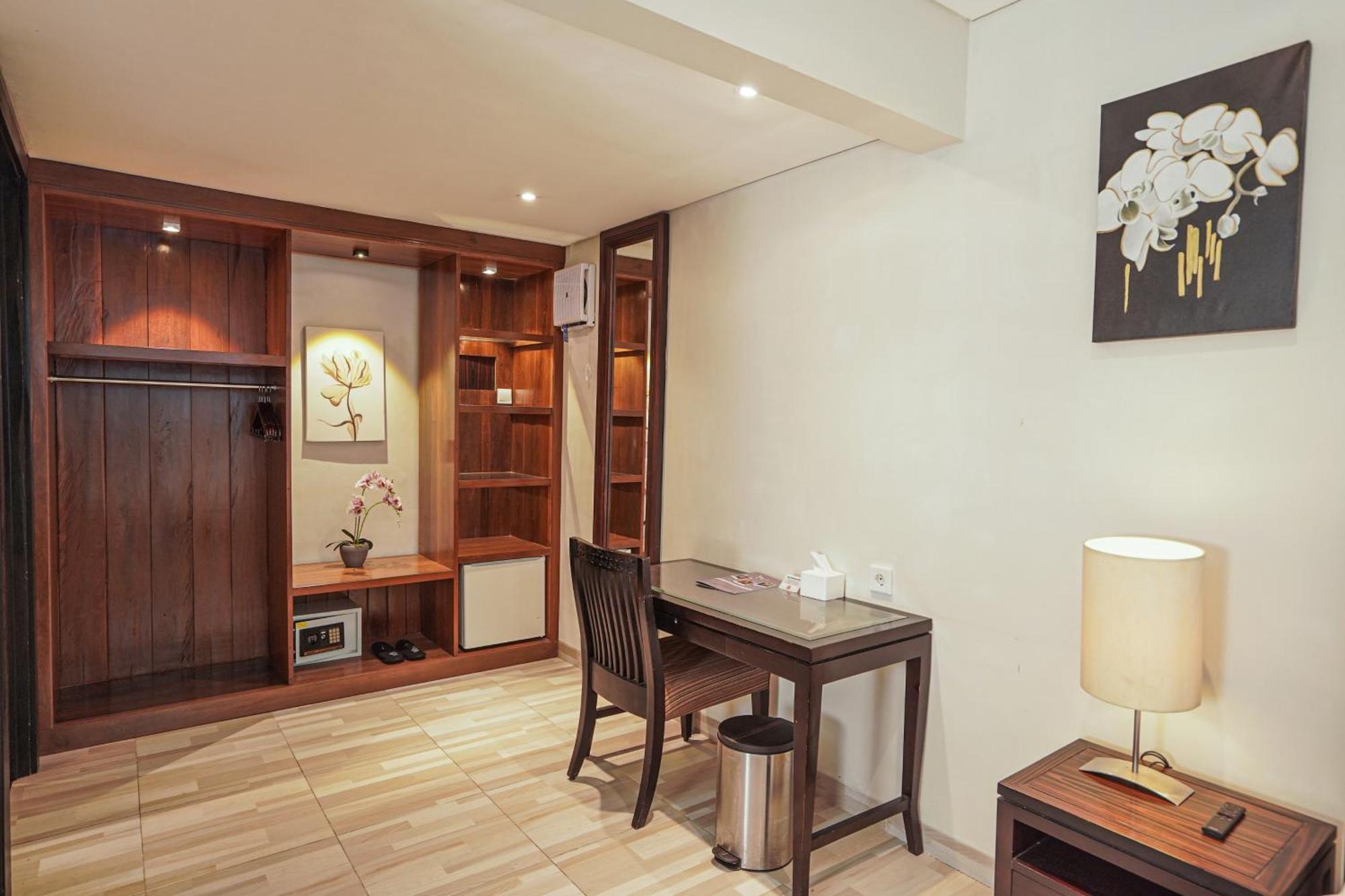 Dekuta Hotel 3*