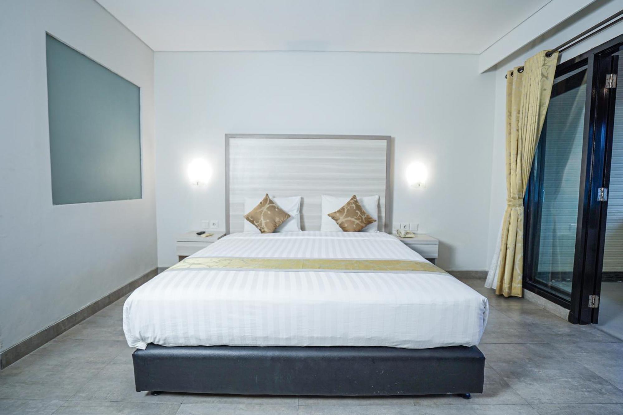 Dekuta Hotel 3*