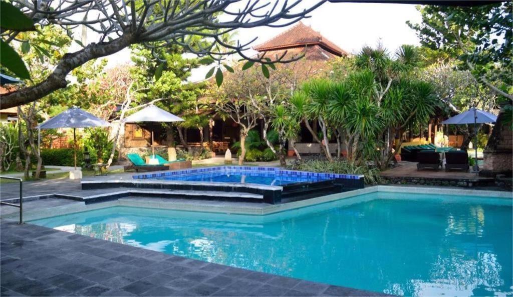 Peneeda View Sanur (Bali)