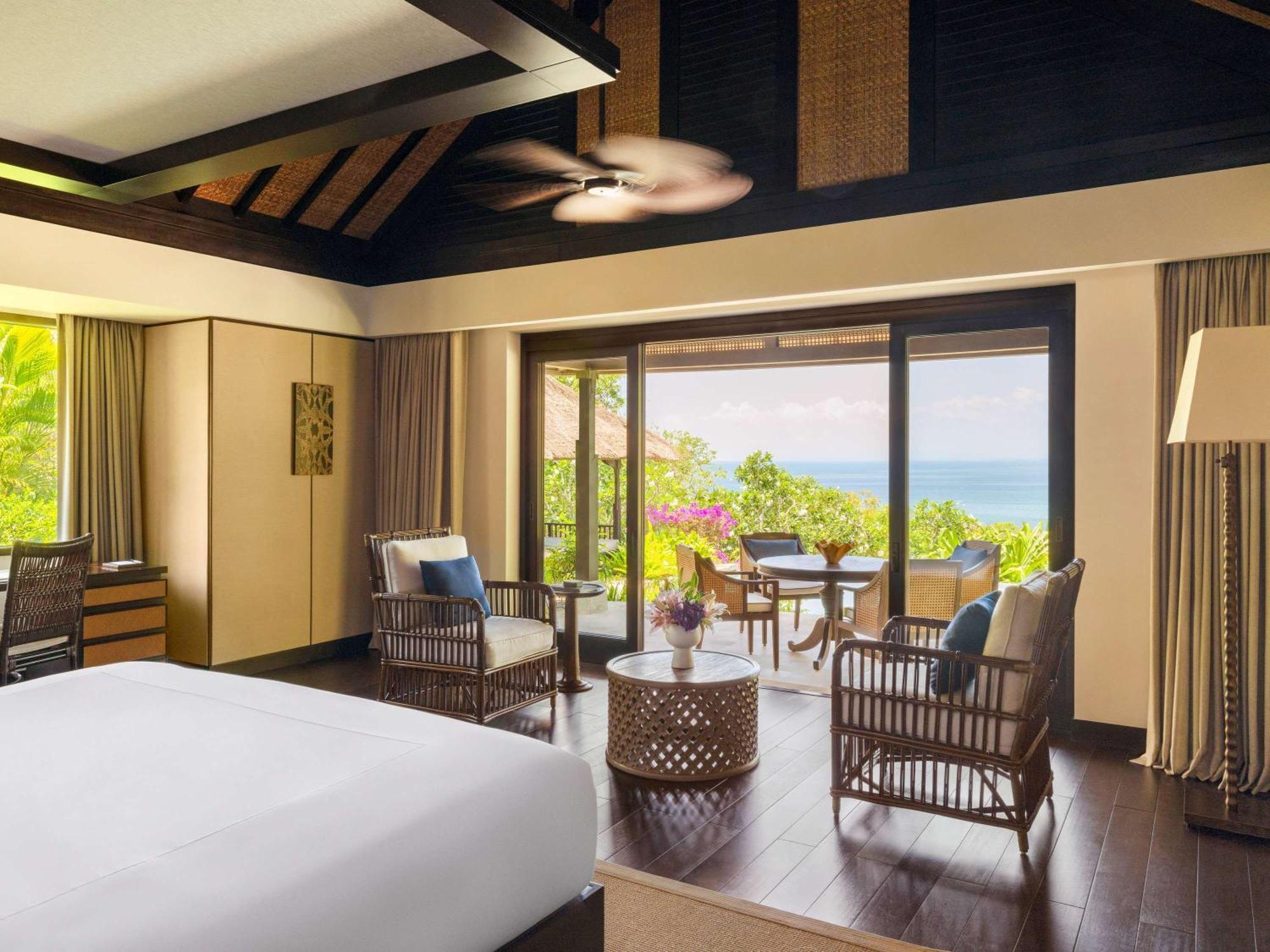 Resort Raffles Bali 5*