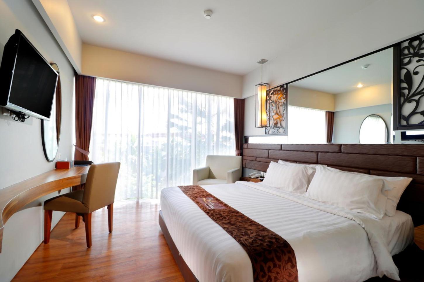 Hotel The Lerina Nusa Dua 4*