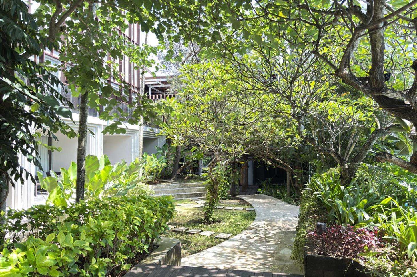 Hotel The Lerina Nusa Dua 4*