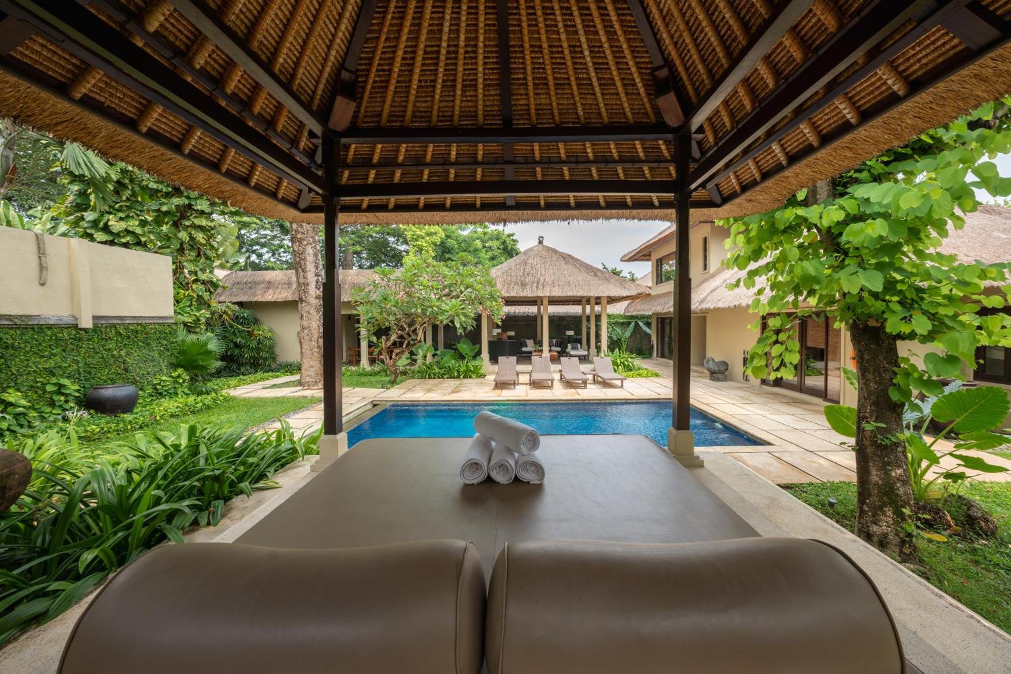 Villa Kayumanis Private And