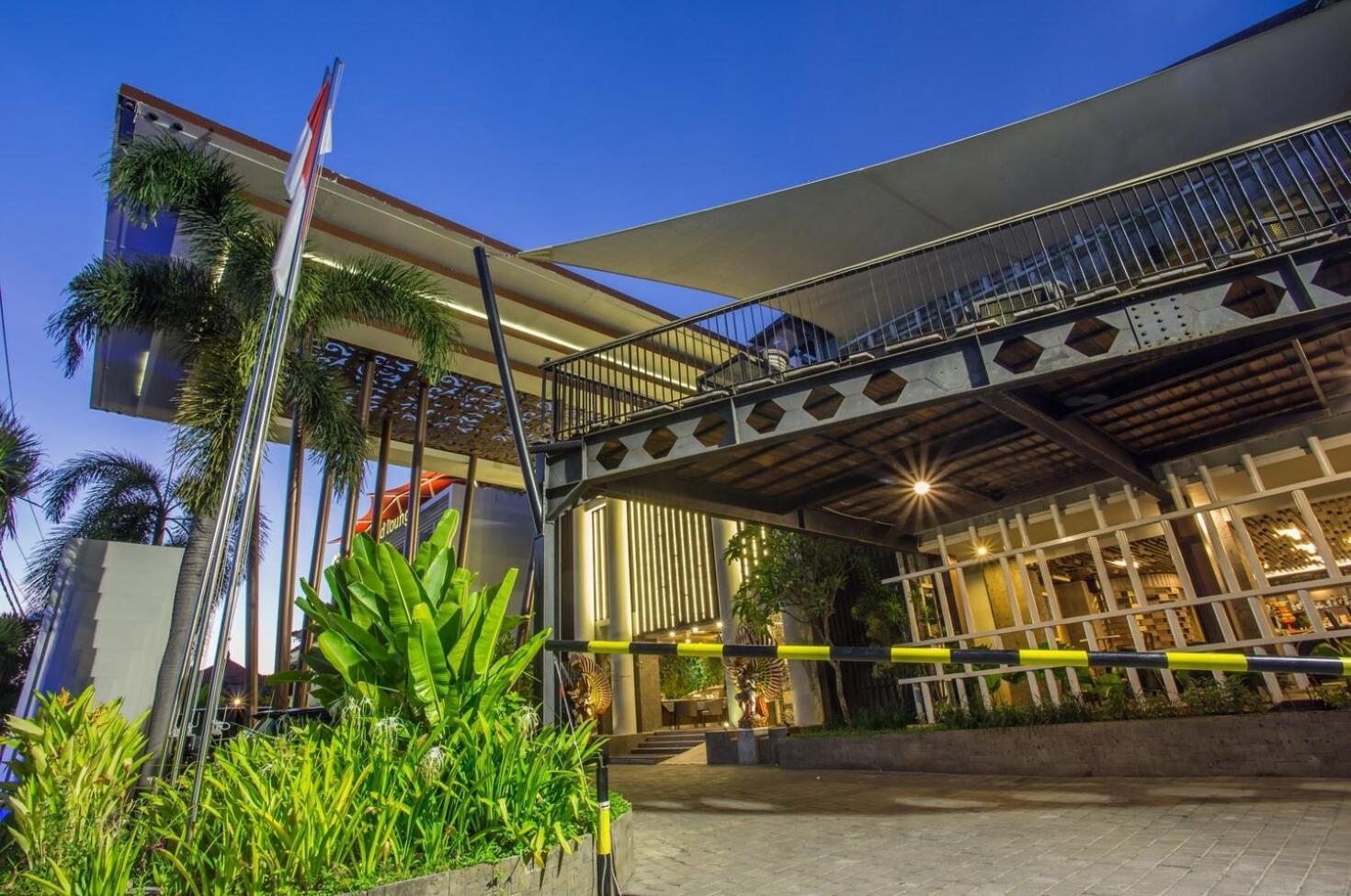 Hotel The Lerina Nusa Dua
