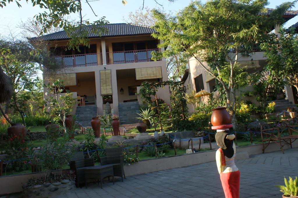 Anjing 2 Holiday park
