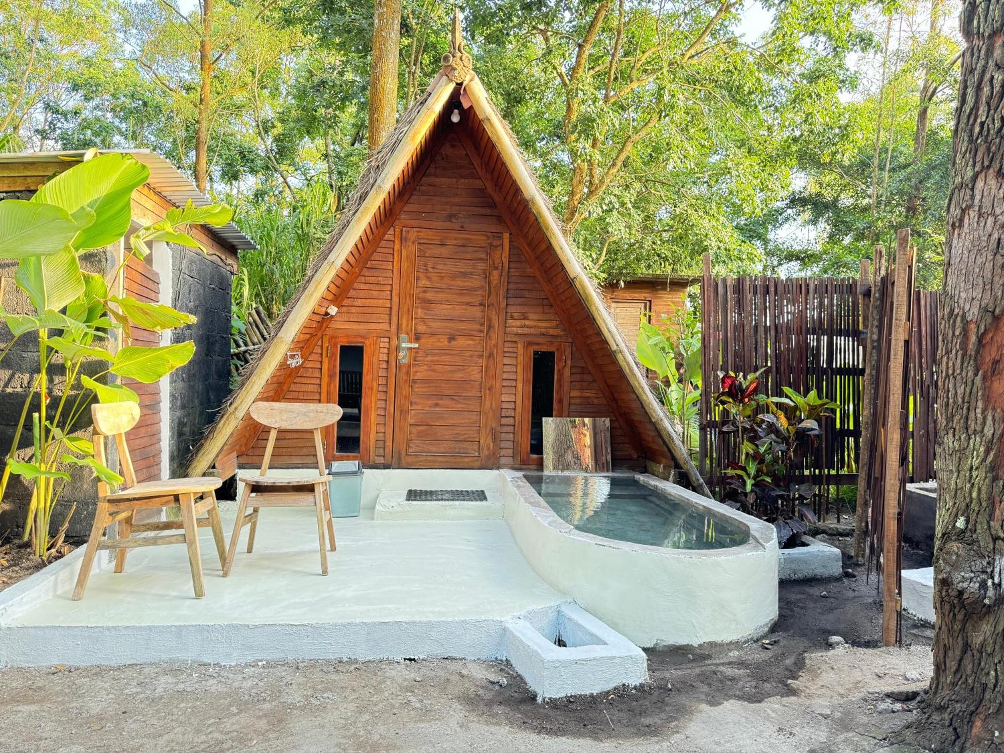 Homestay Triangle House And Private Hot Spring