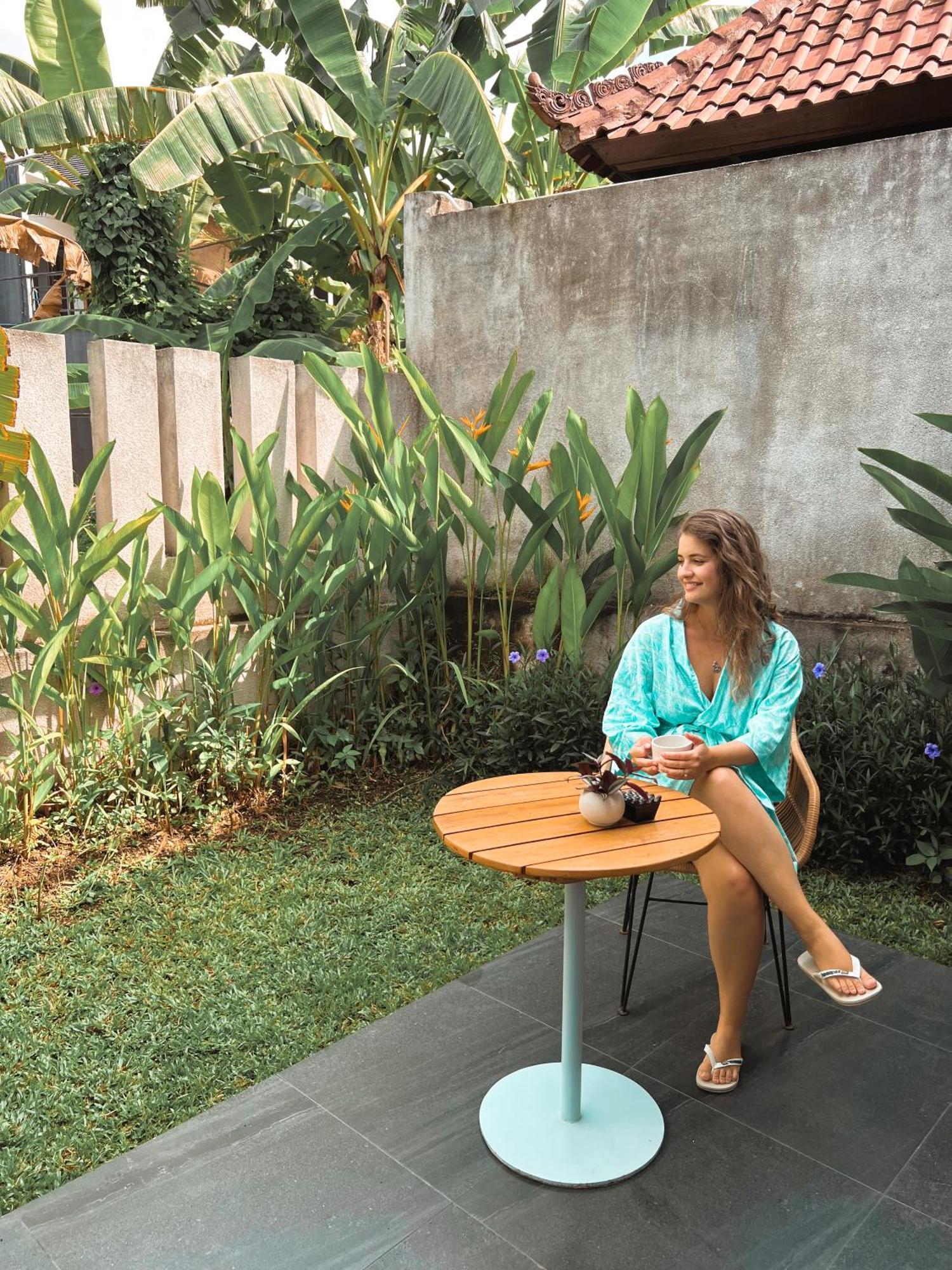Ecozy Dijiwa Hotel