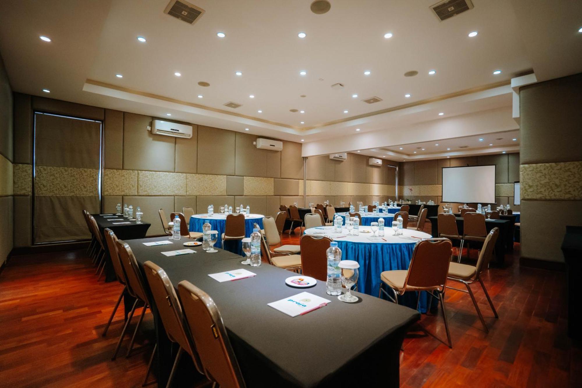 Hotel Praja