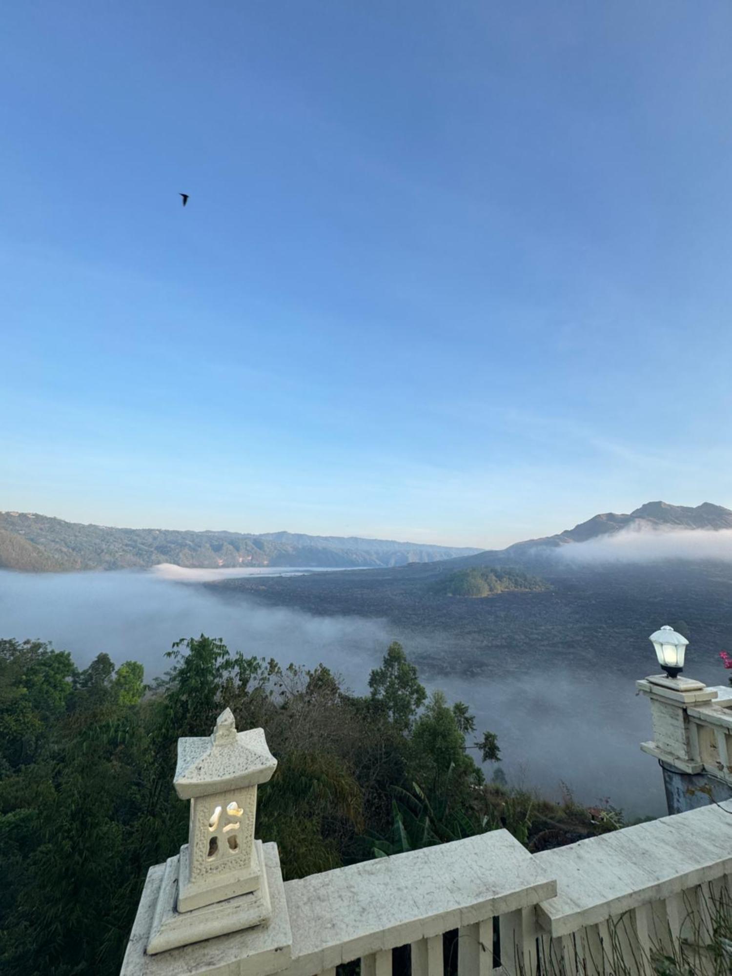 Ayodya Batur Wisma tamu *