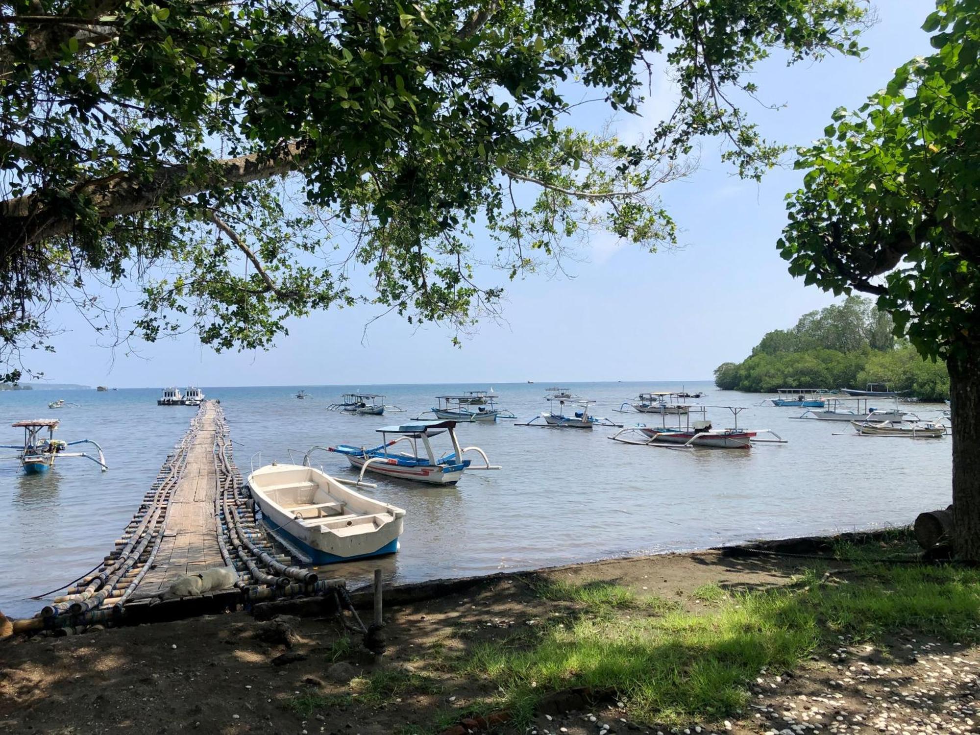 Guest house Disthi And Snorkeling Banyuwedang