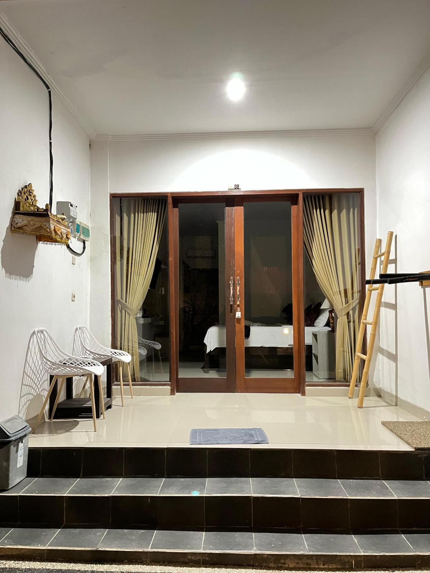 Padang-padang Sari Homestay