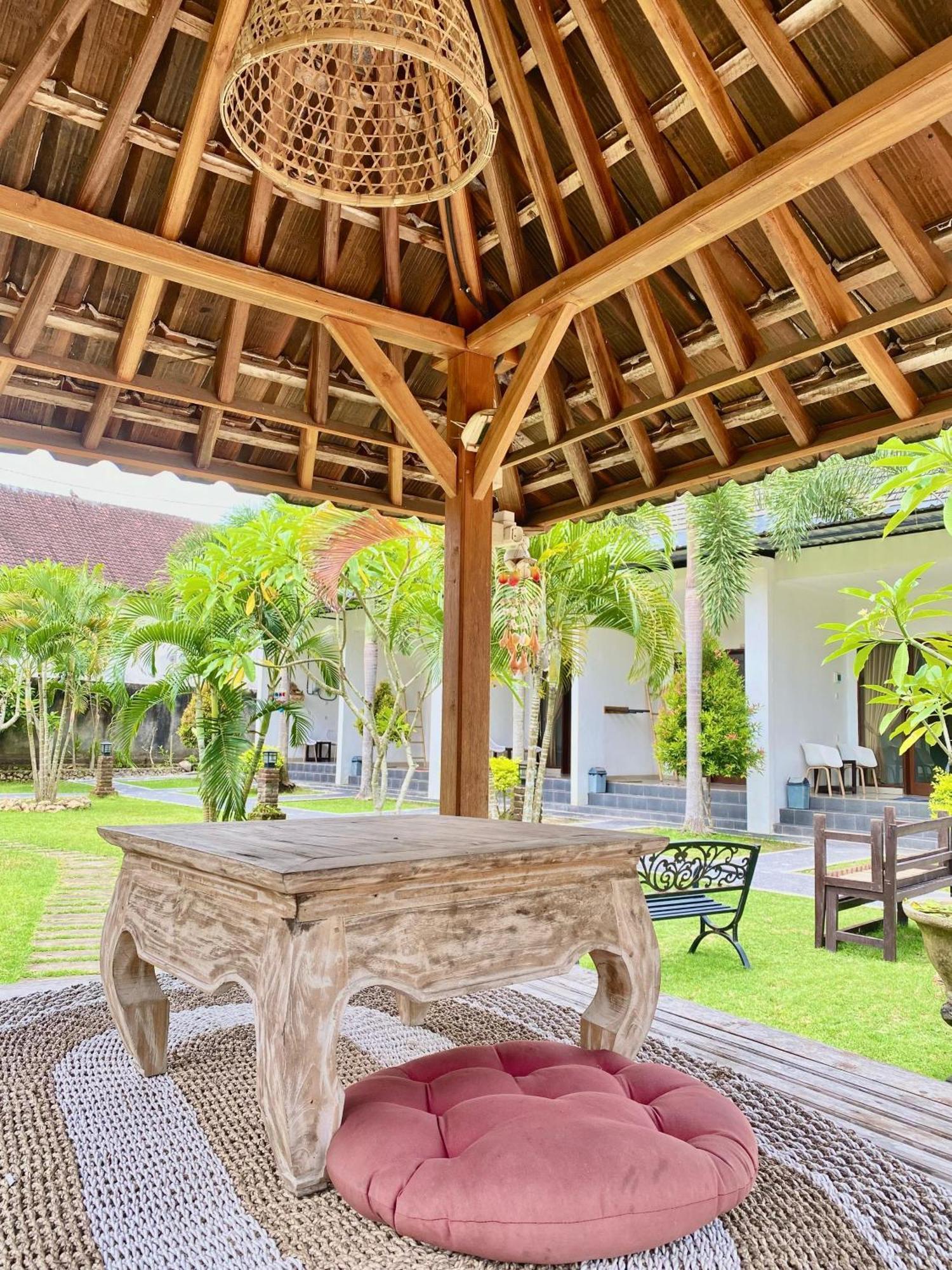 Padang-padang Sari Homestay