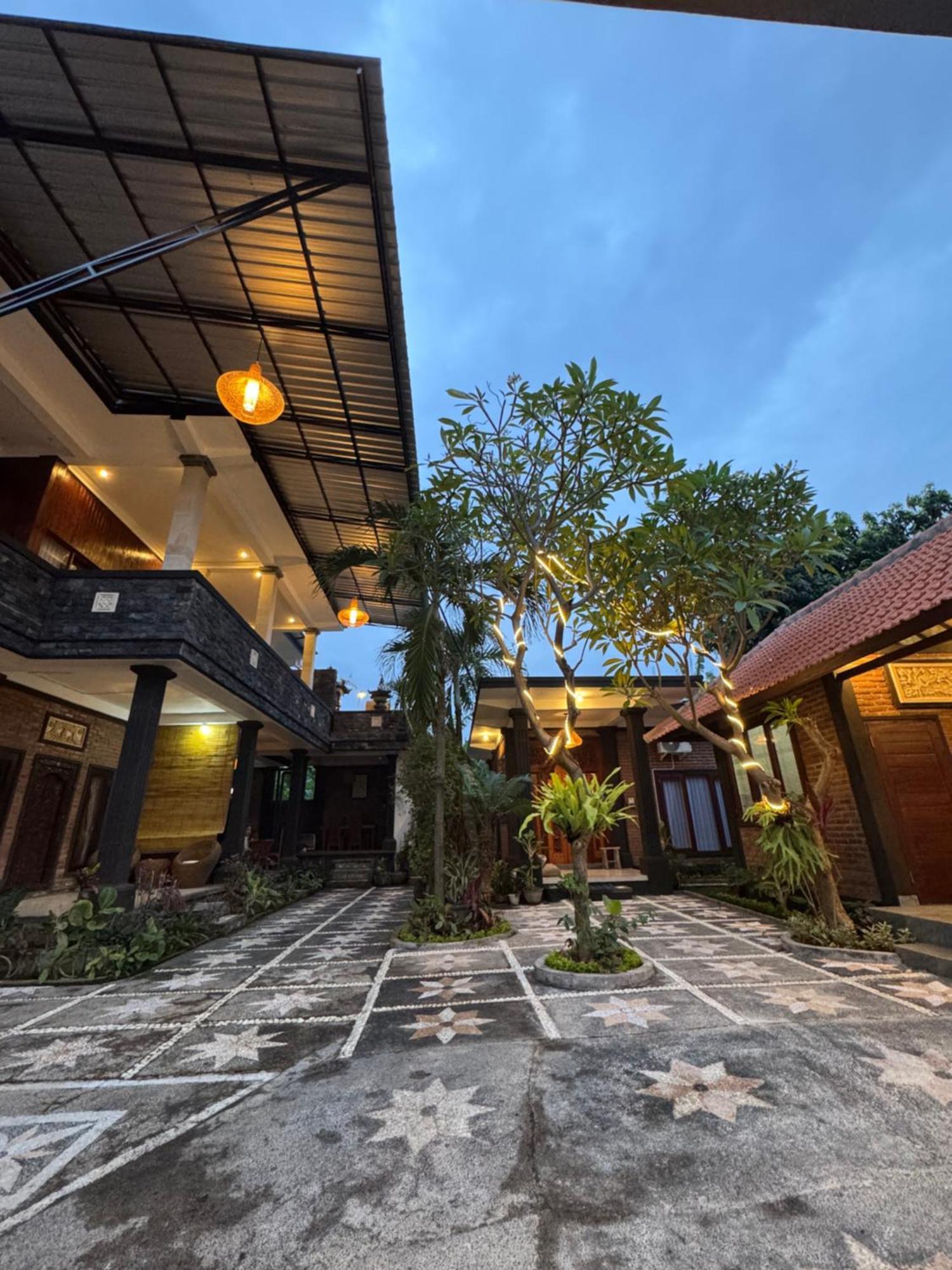 Murni's House