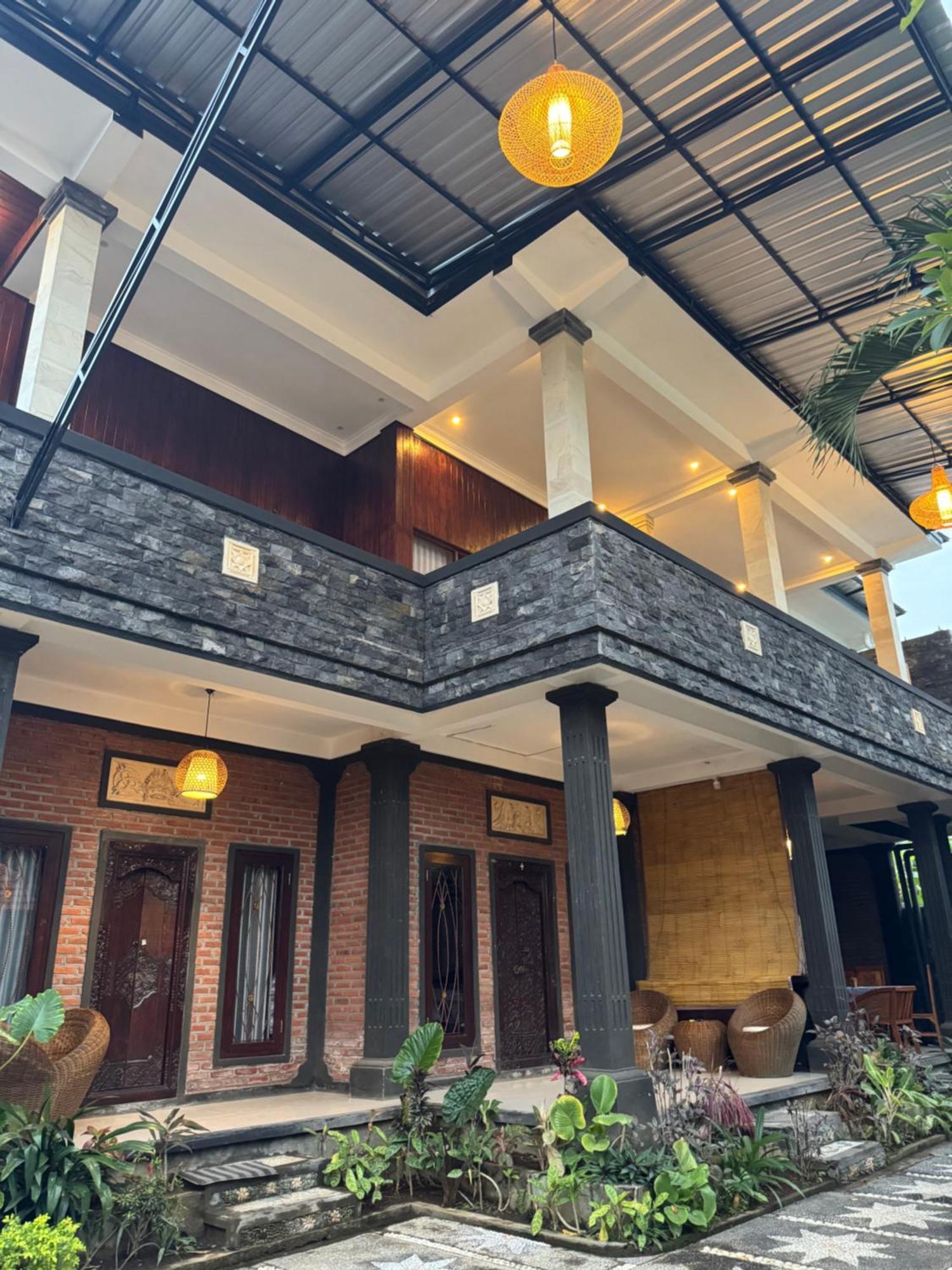 Murni's House *