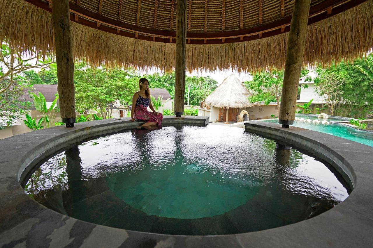 Lalasa Dalung (Bali)