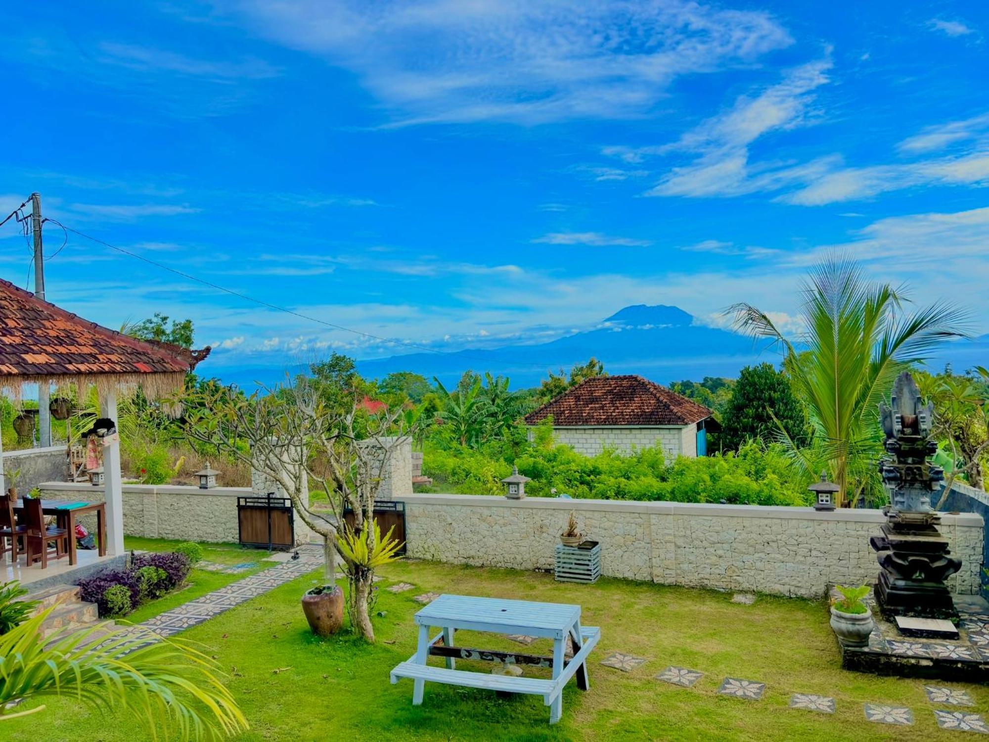 Hotra Hill Holiday park 2*