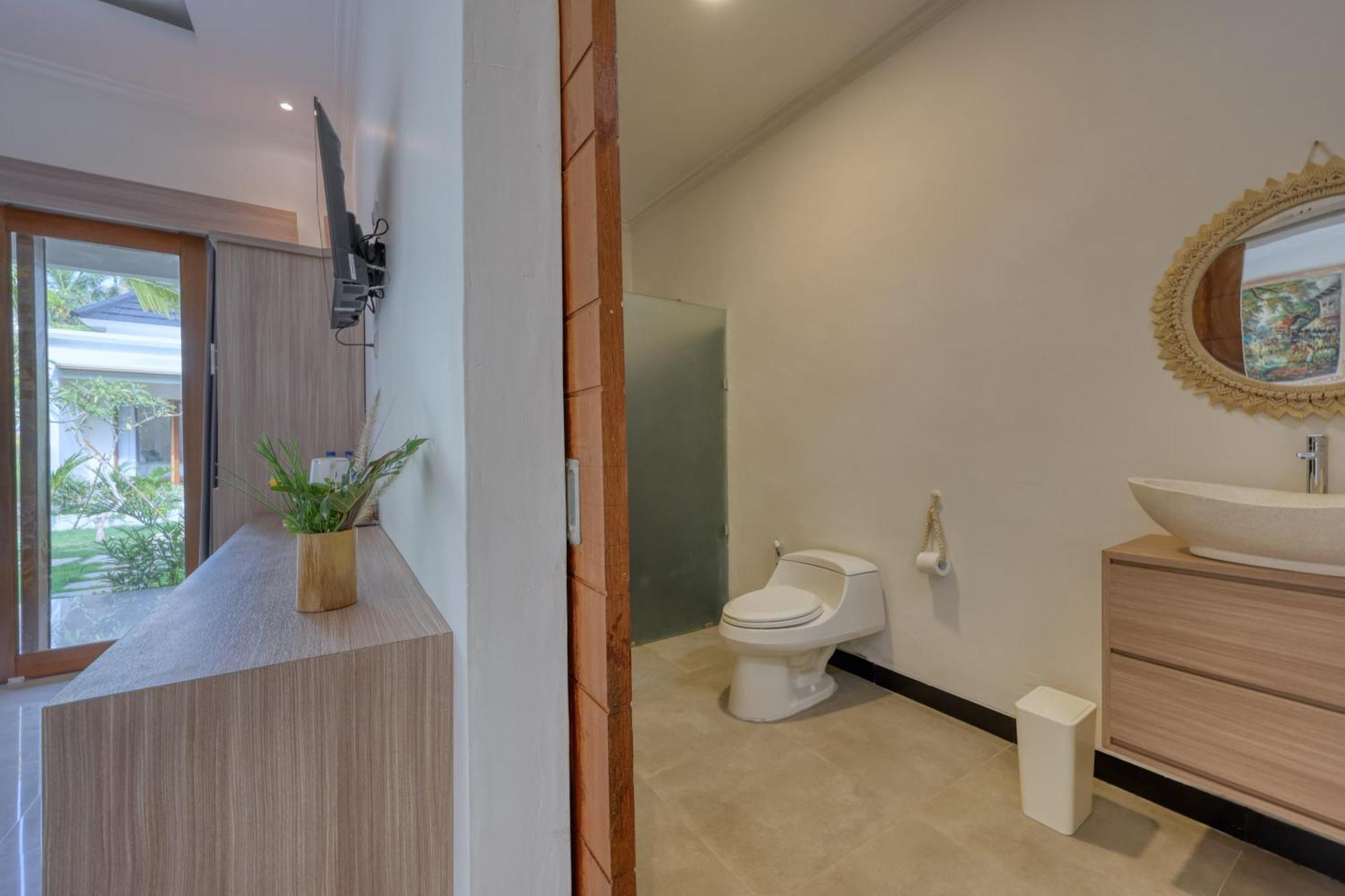 Kelingking Village Hotel Batumadeg