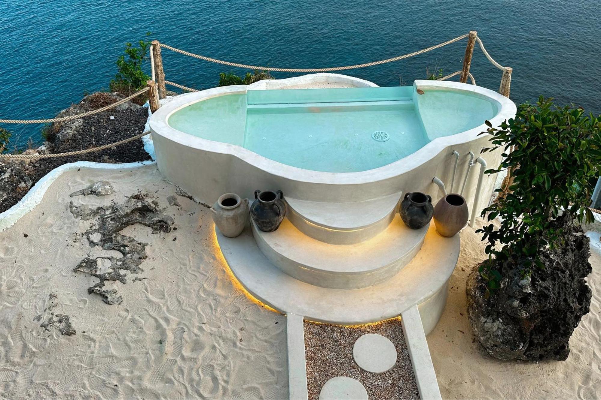 Honeymoon Sea View - *
