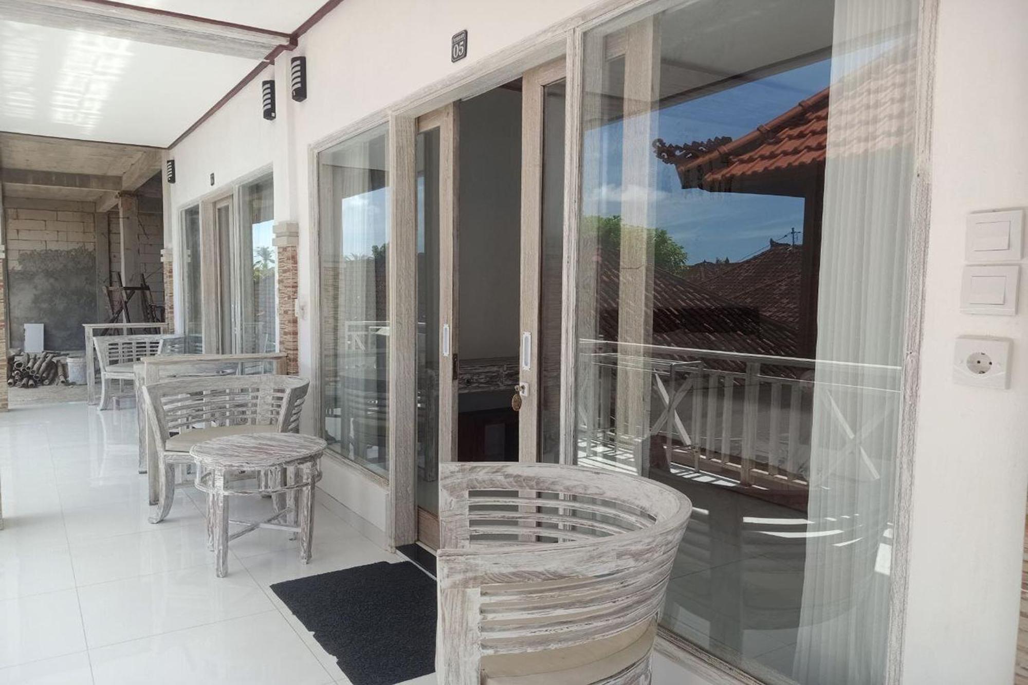 The Huts Lembongan Guest house