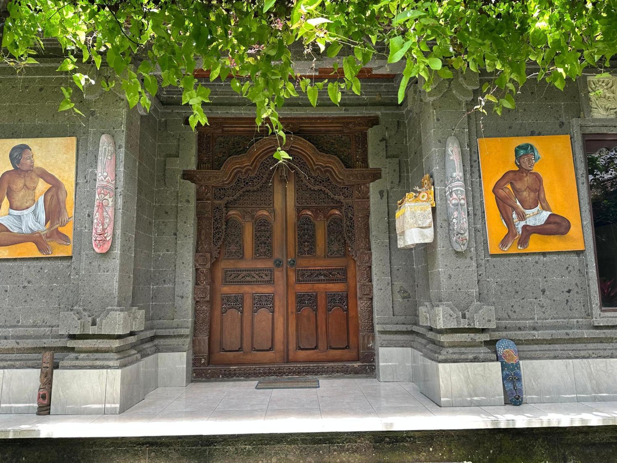 Tagel Karsa House Guest house *
