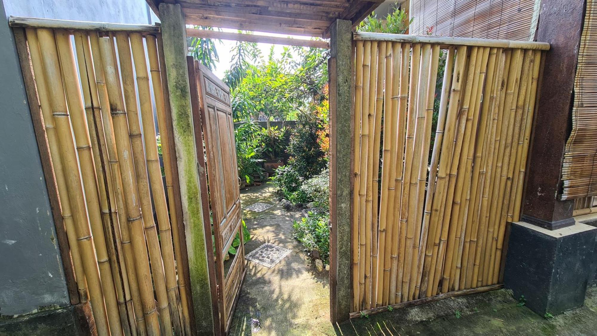 Bali Fab Dive Center *