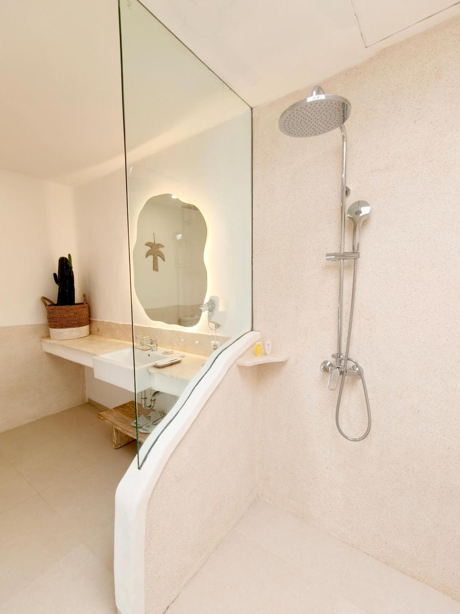 Khaiyyara Jimbaran Bali 4*