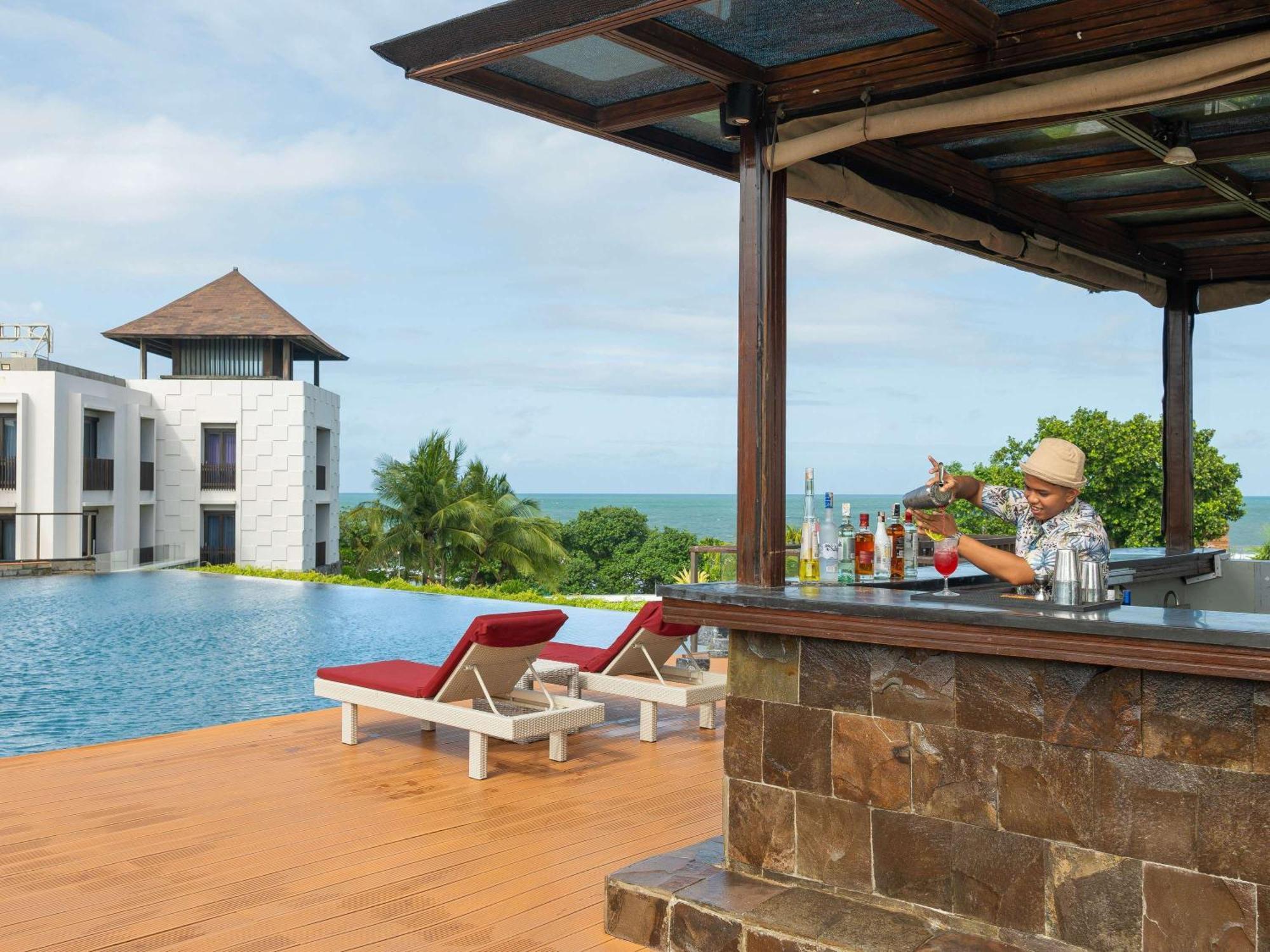 Resor Pullman Bali