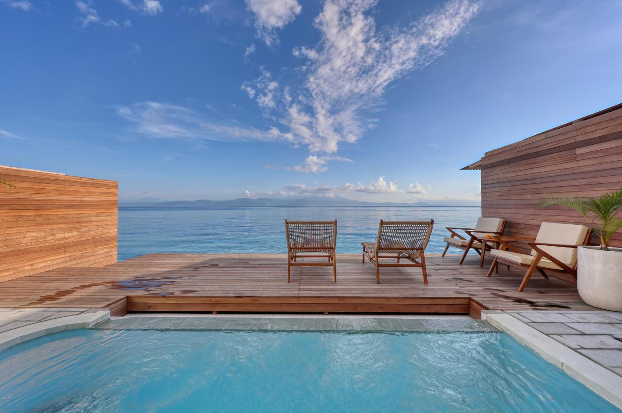 Moontana Beachfront Batununggul