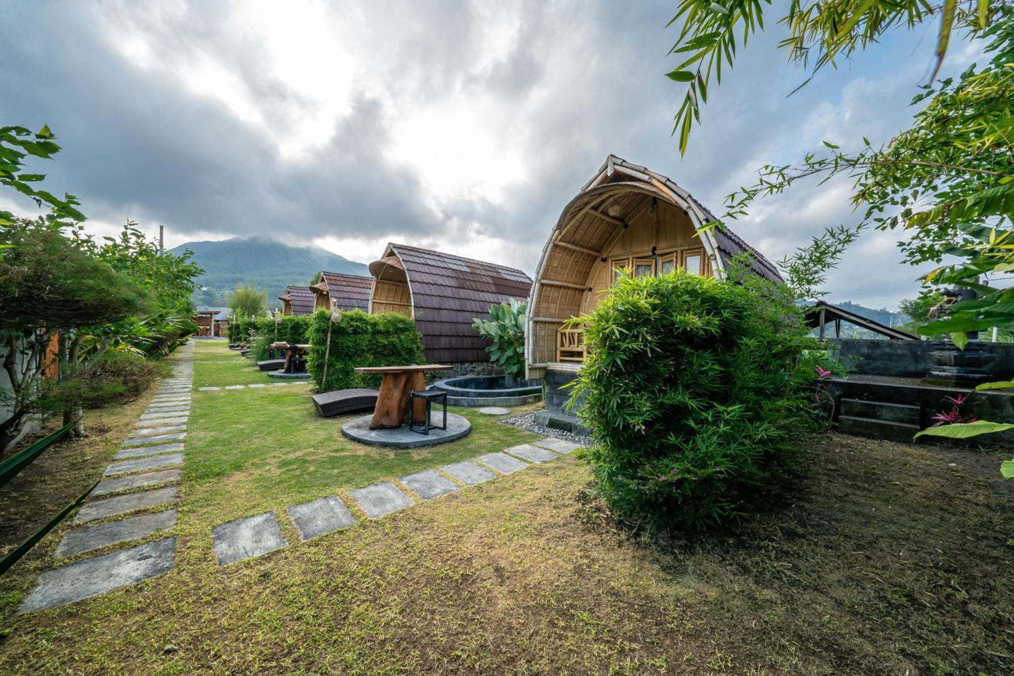 Lodge Tegal Bamboo & Private Hot Spring *