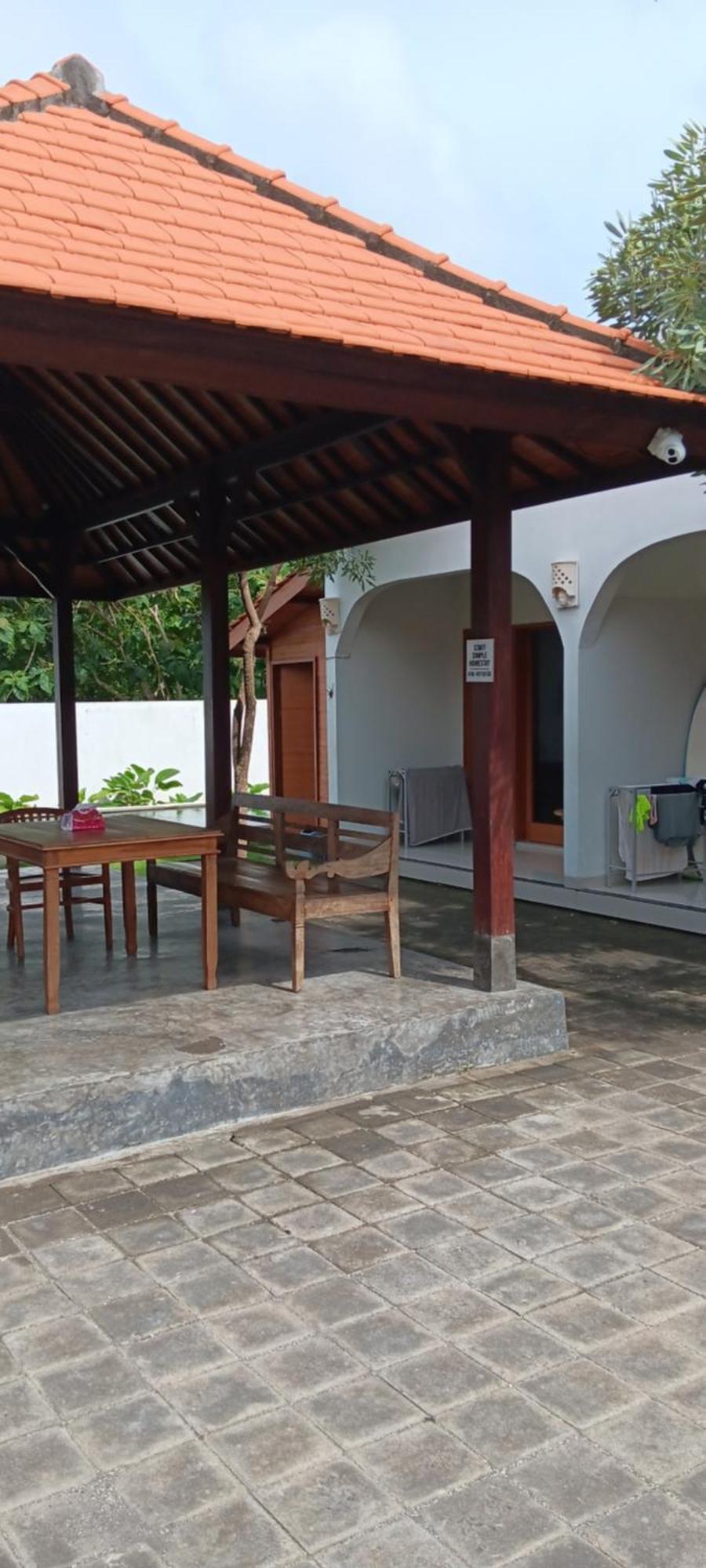 Simple Balangan Uluwatu (Bali)