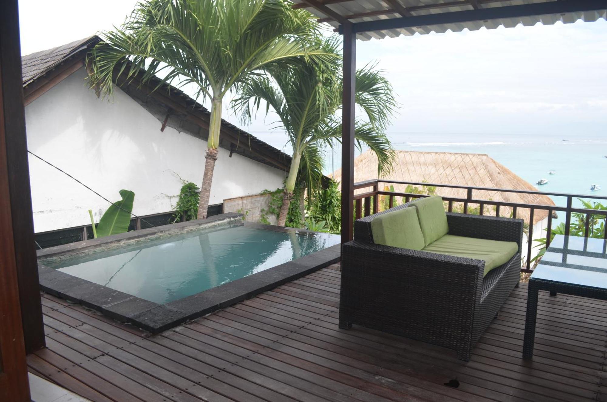 Lembongan Lux Hotel 3*