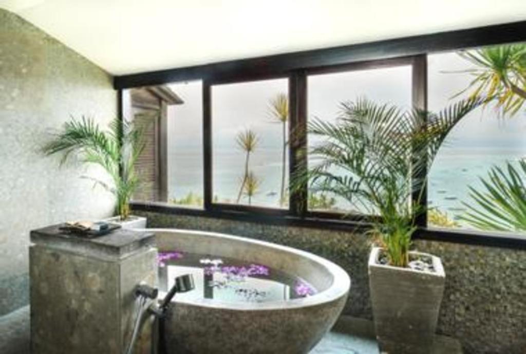 Batu Karang Lembongan & Resor 4*